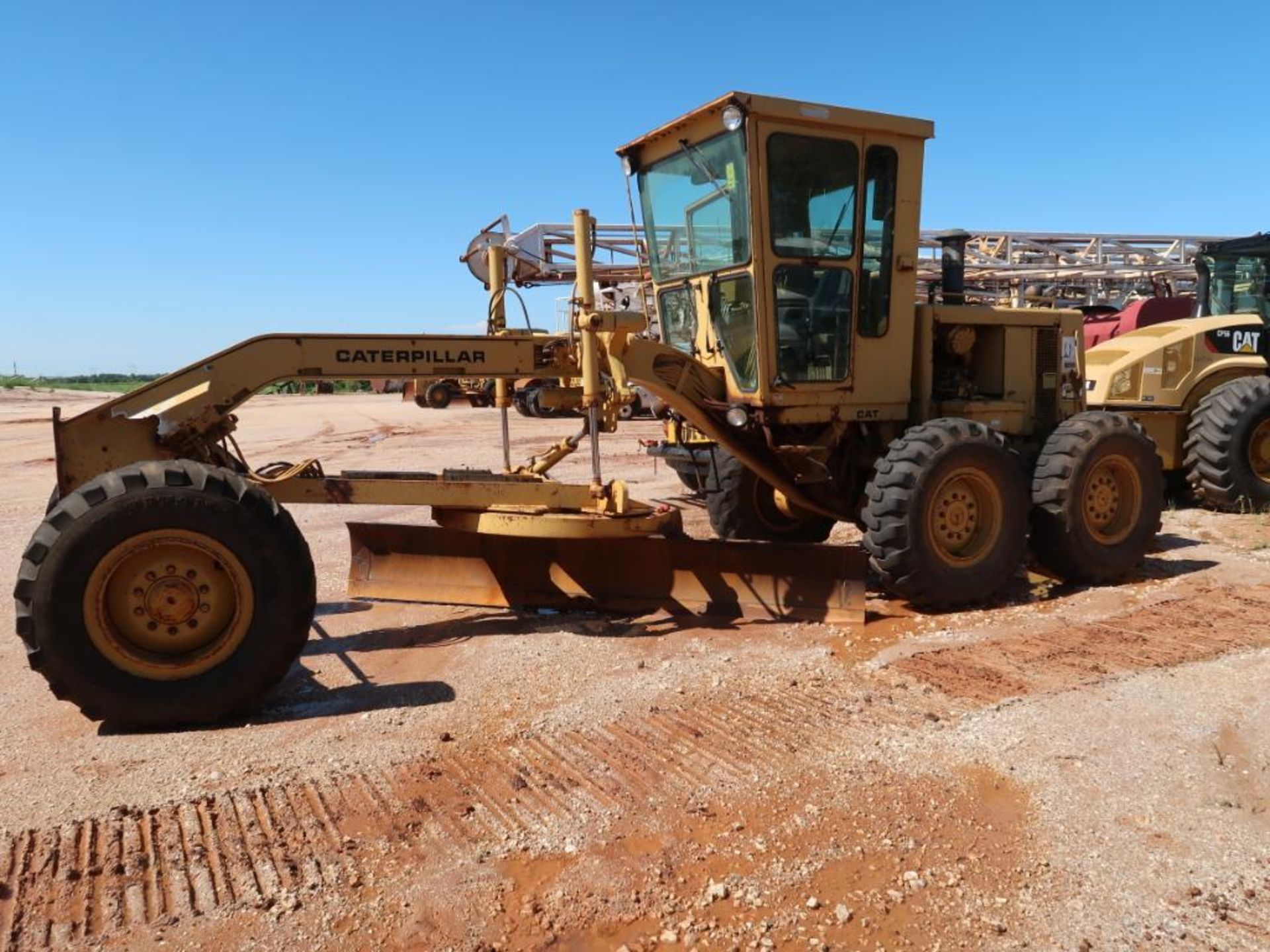 1986 Caterpillar Motor Grader Model 120G, S/N 87V07851, 142 in. Blade