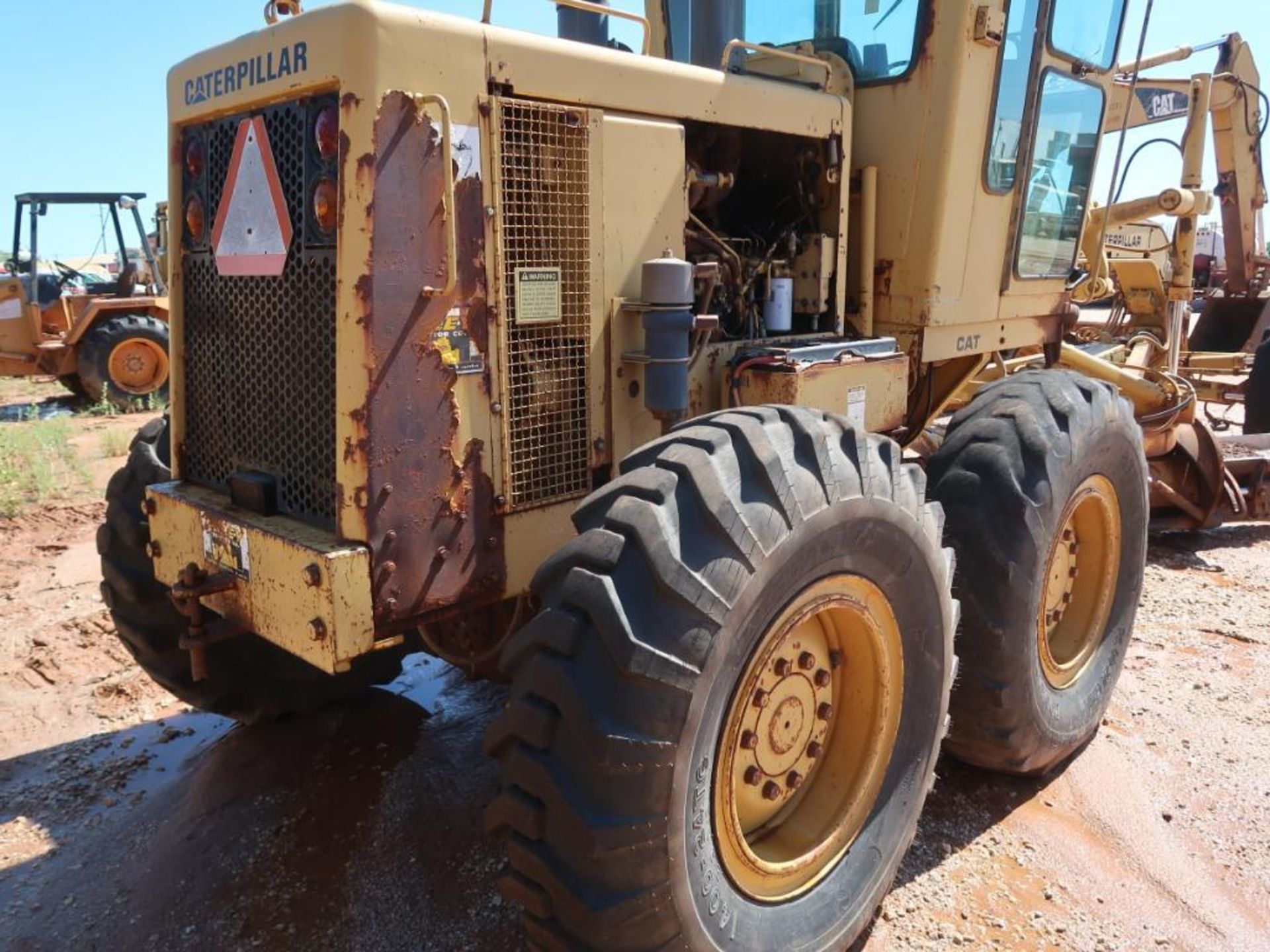 1986 Caterpillar Motor Grader Model 120G, S/N 87V07851, 142 in. Blade - Image 5 of 7