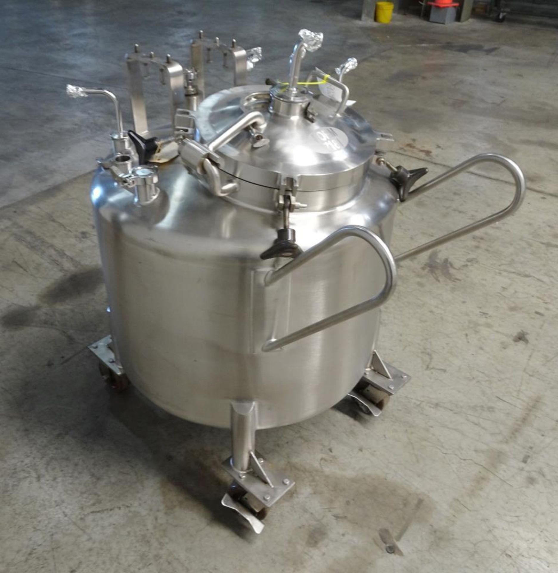Lee Industries, 250 Liter SS Portable Pressure Mix Tank. Model 250 LDBT. Internal Rated 35 psi at 27 - Image 3 of 9