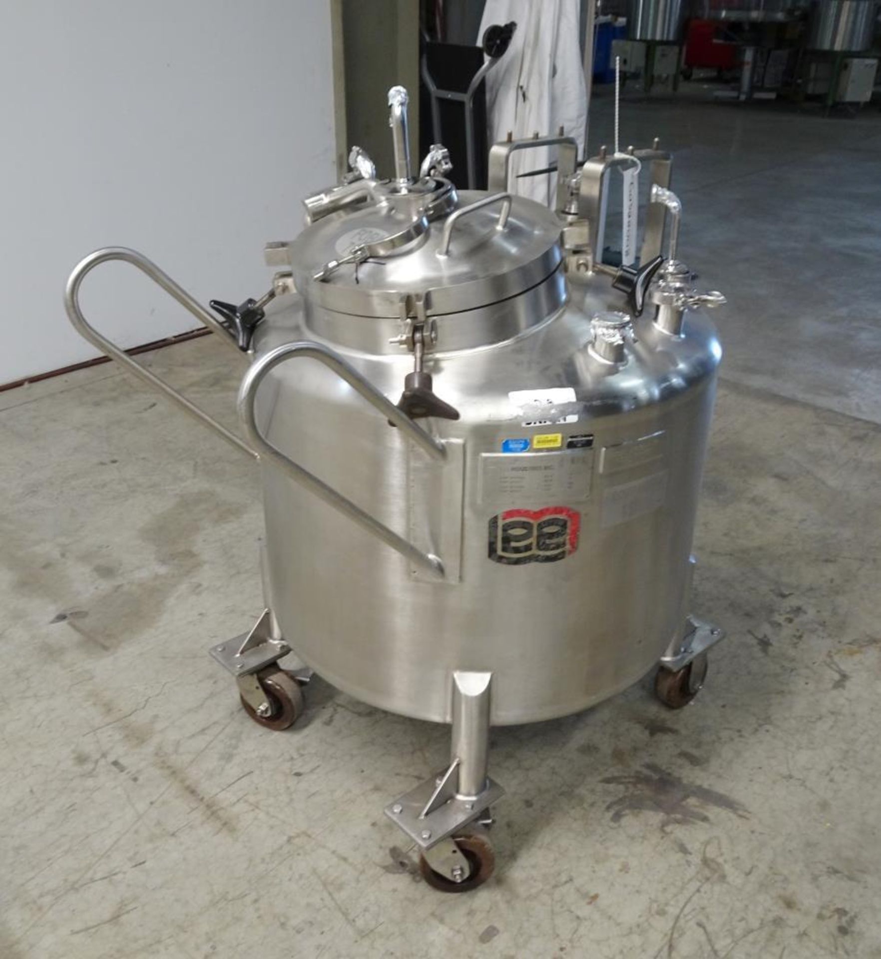 Lee Industries, 250 Liter SS Portable Pressure Mix Tank. Model 250 LDBT. Internal Rated 35 psi at 27 - Image 4 of 11