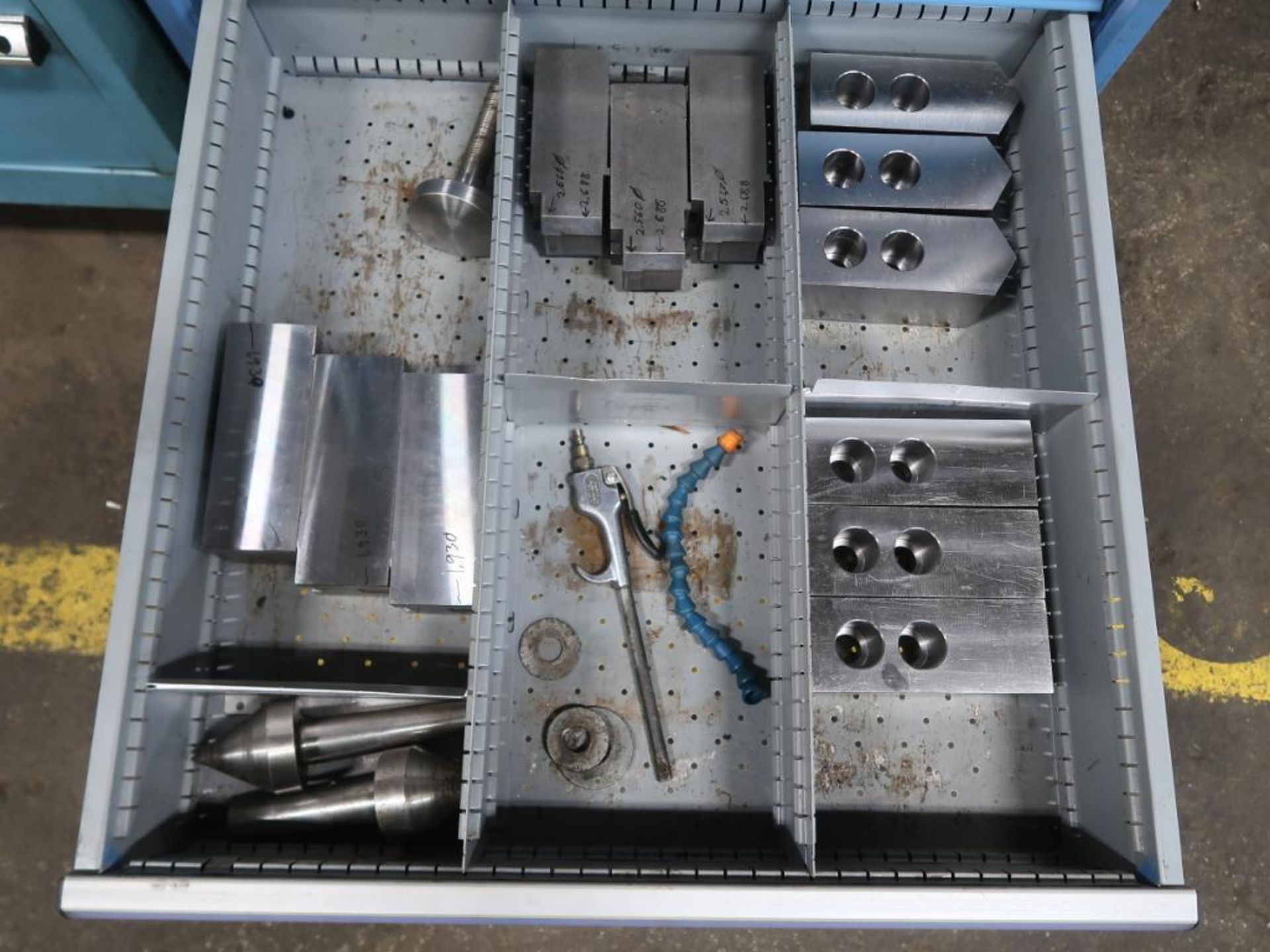 LOT: Lista 9-Drawer Cabinet with Contents including Tooling, Lathe Parts, etc. - Image 10 of 10
