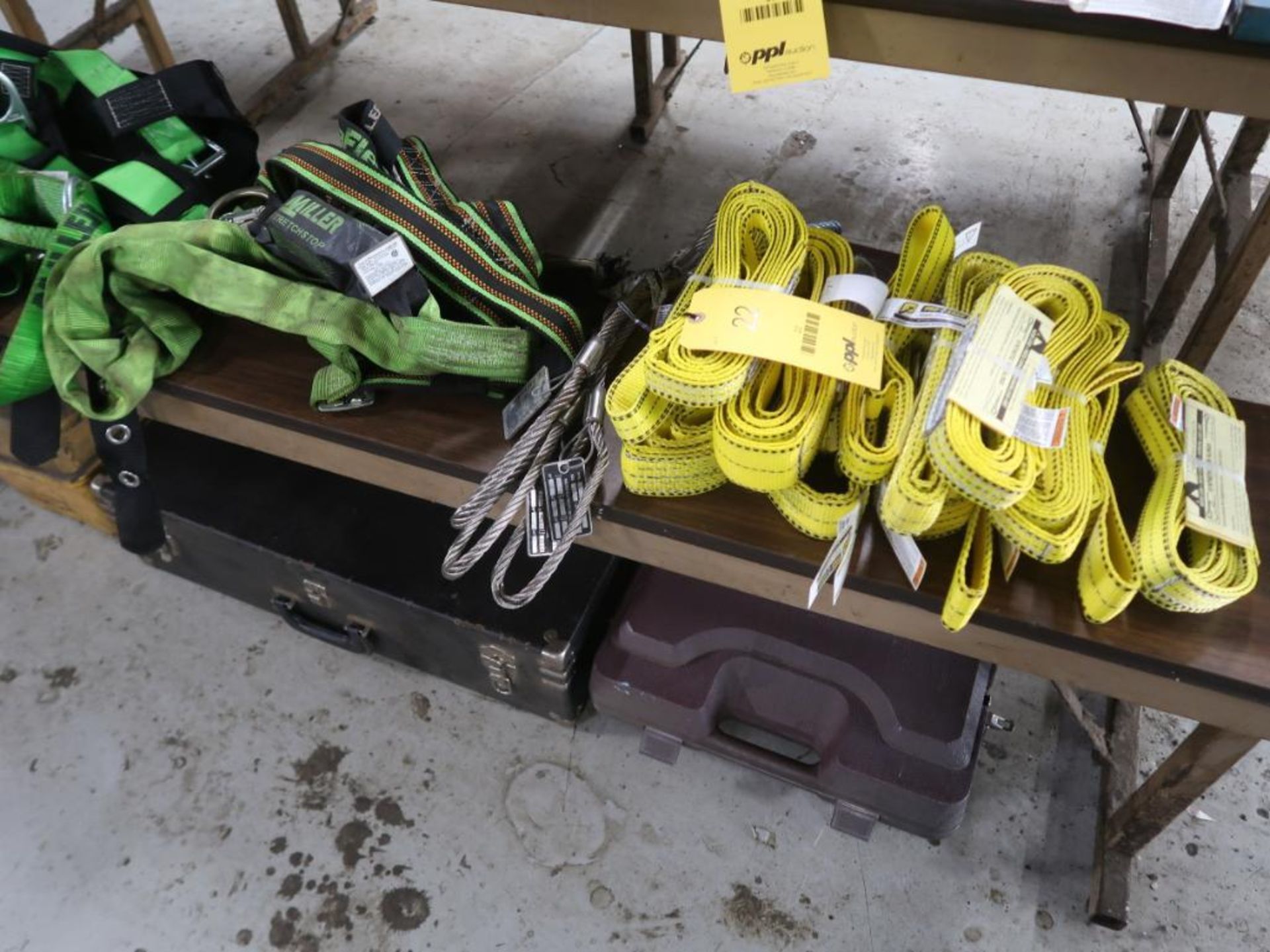 LOT: New Nylon Lifting Straps, Assorted Safety/Fall Equipment