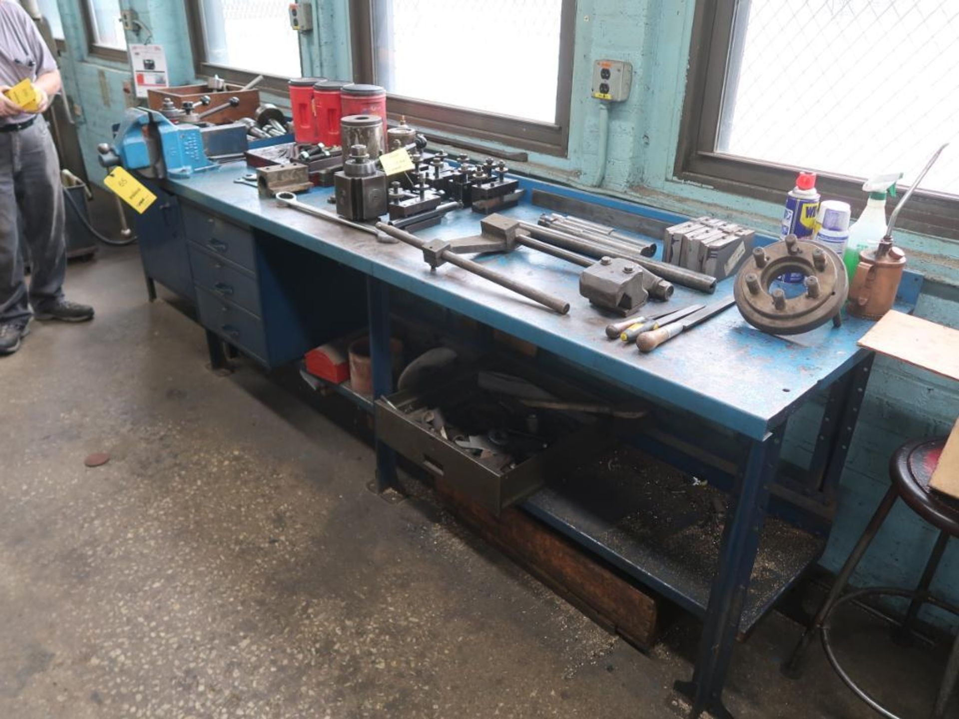 LOT: Assorted Lathe Tooling & Cabinet