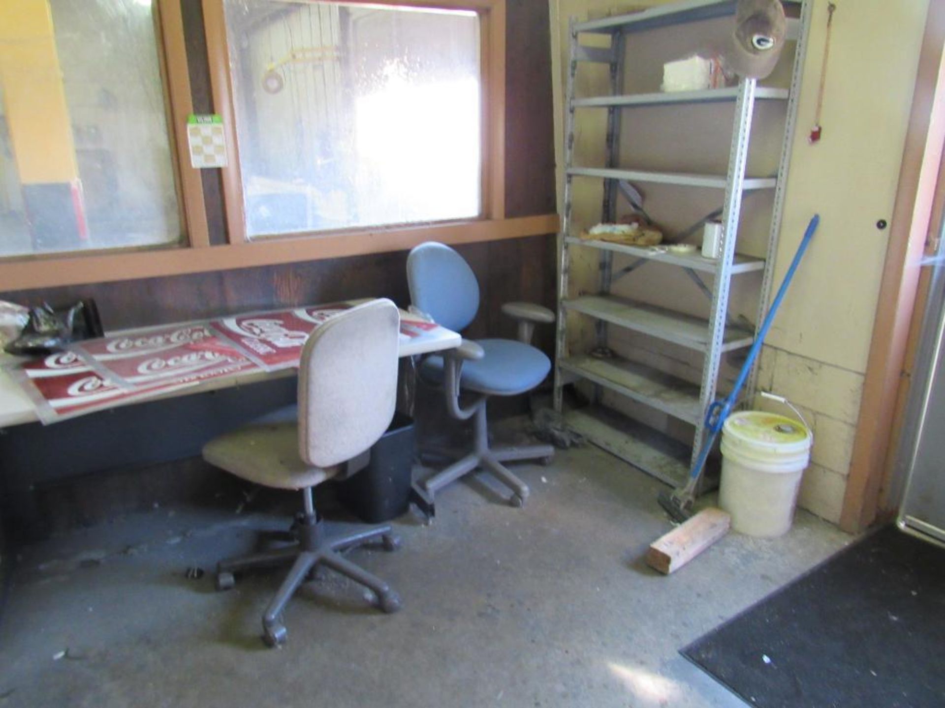 LOT: Shipping Room and Office w/Contents (LOCATED IN SOUTH MILWAUKEE, WI)