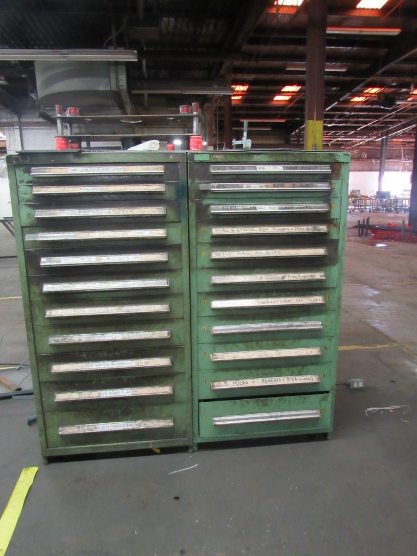 LOT: (2) Vidmar Cabinets w/contents (LOCATED IN SOUTH MILWAUKEE, WI)