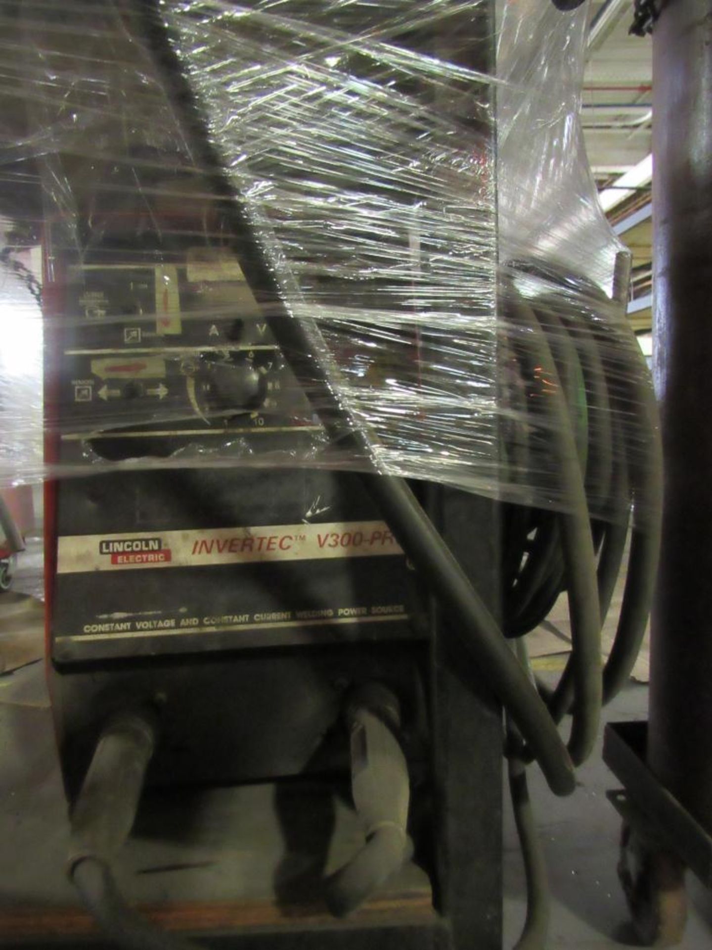 Lincoln 300 Amp Portable MIG Welder Model Invertec V300 with LN7 Wire Feed with Cables (LOCATED IN - Image 3 of 3