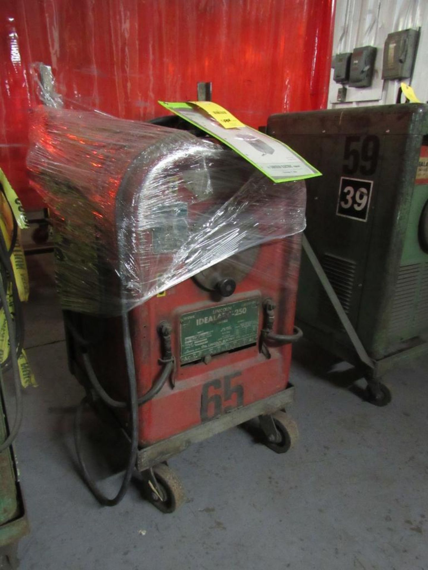 Lincoln 250 Amp Arc Welder (LOCATED IN SOUTH MILWAUKEE, WI)