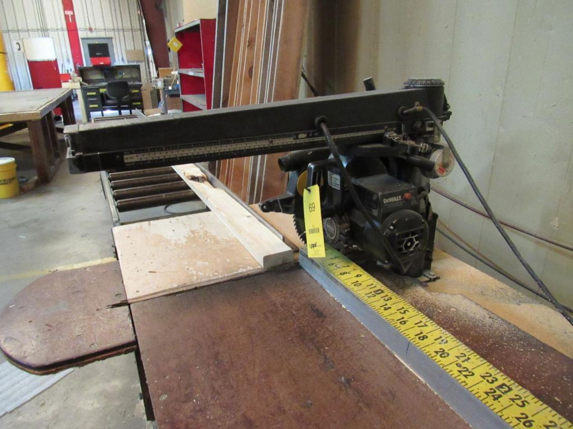 Dewalt 20 in. Radial Arm Saw (Wood Room) (LOCATED IN SOUTH MILWAUKEE, WI) - Image 3 of 5