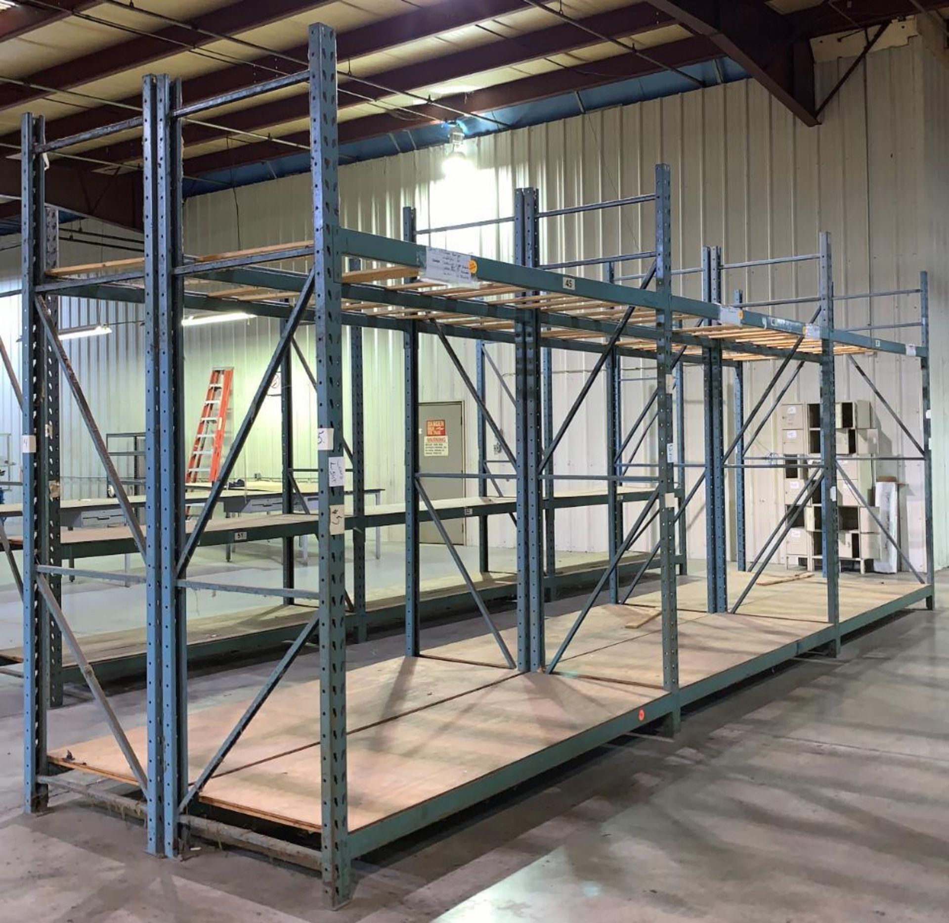 LOT: (6) Sections 8 ft. W x 4 ft. D x 10 ft H Pallet Rack (LOCATED IN MT. VERNON, IL)