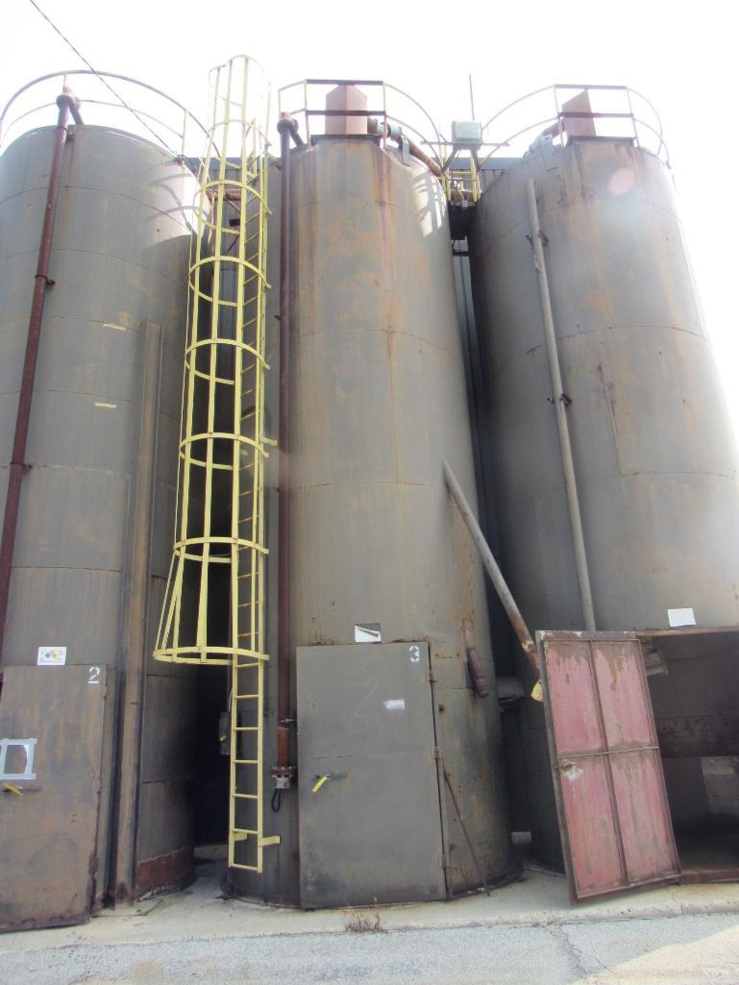 50 Ton (approx.) Sand Silo, 10 ft. Dia.