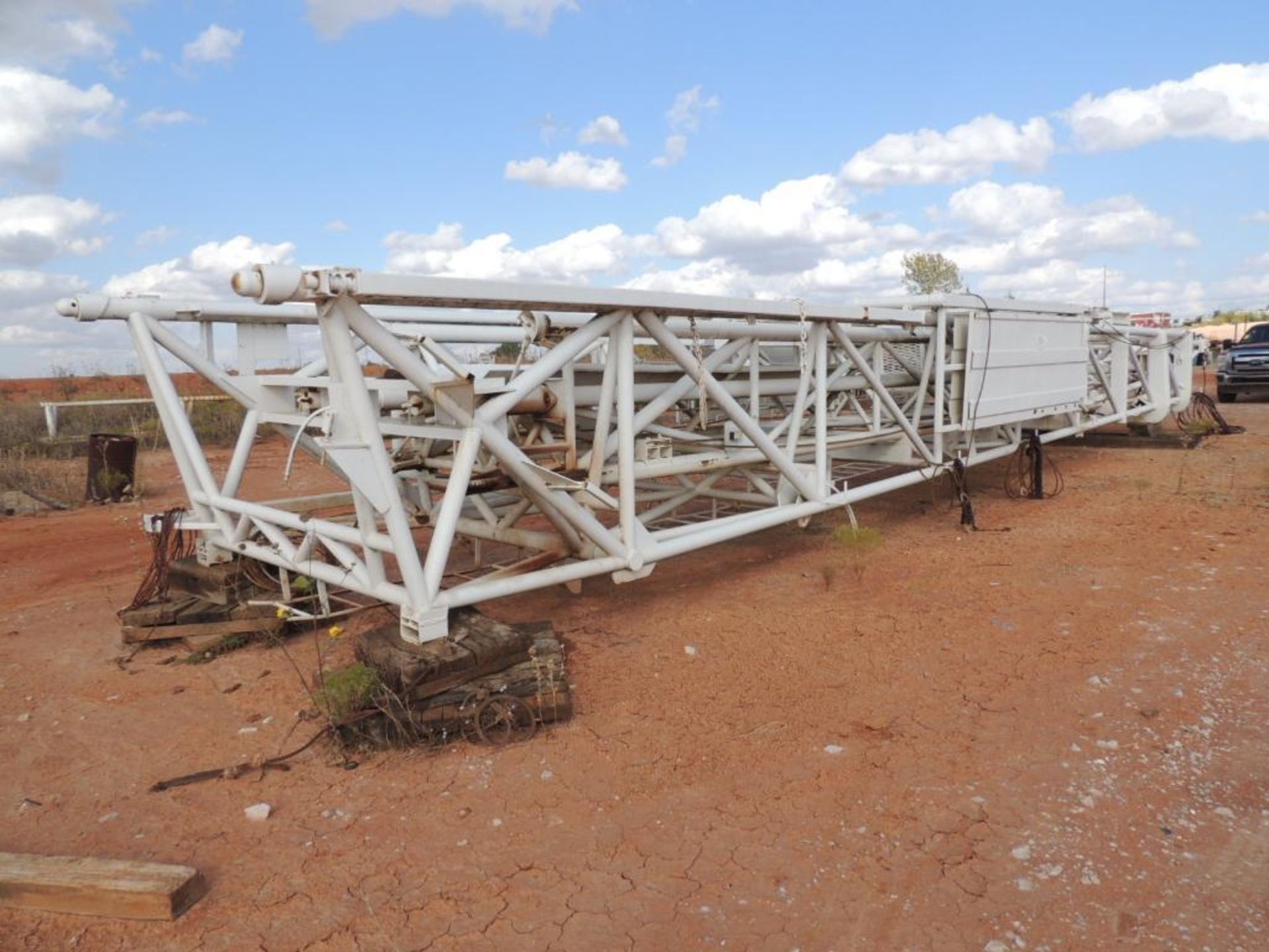 104 ft. Derrick, 250,000 lbs. Pullback (Fits Rig 33) (LOCATED IN HENNESSEY, OK) - Image 3 of 3