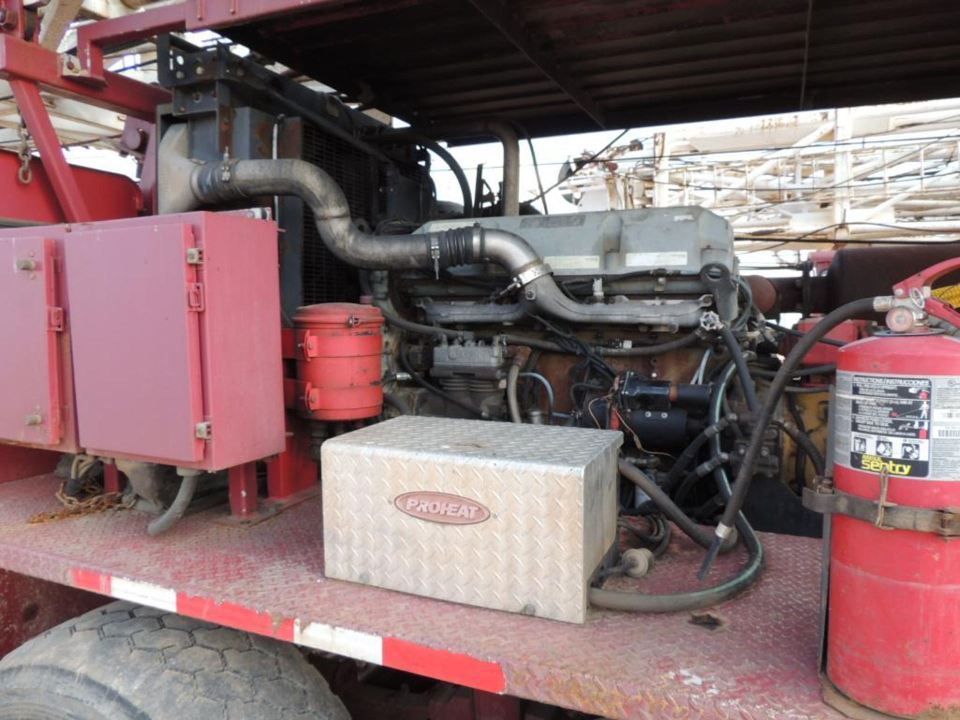 2007 National 5XL5 Well Service Rig, 5 Axle, Detroit Series 60, 665 HP, 5860 Transmission, 104 Ft. - Image 7 of 7