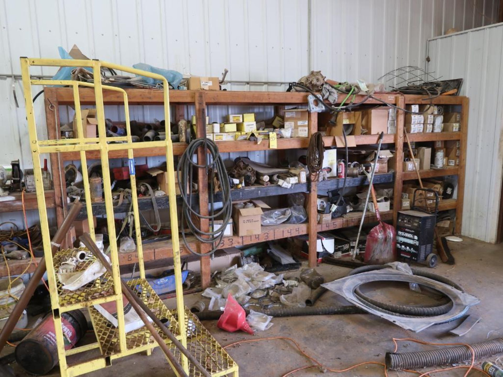 LOT: Balance of Garage Contents including Tools, Work Benches, Vise, Truck Parts, Pallet Rack, - Image 6 of 10