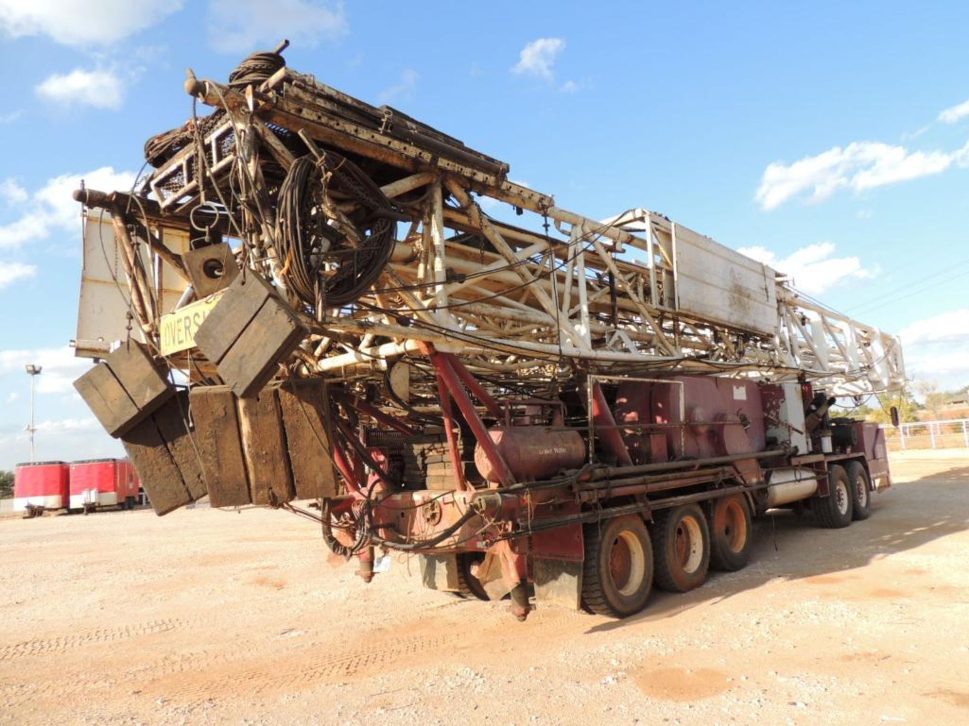 1975 Franks 1287-160 Well Service Rig, 5 Axle, Detroit Series 60, 5860 Transmission, 108 Ft. Mast, - Image 4 of 7