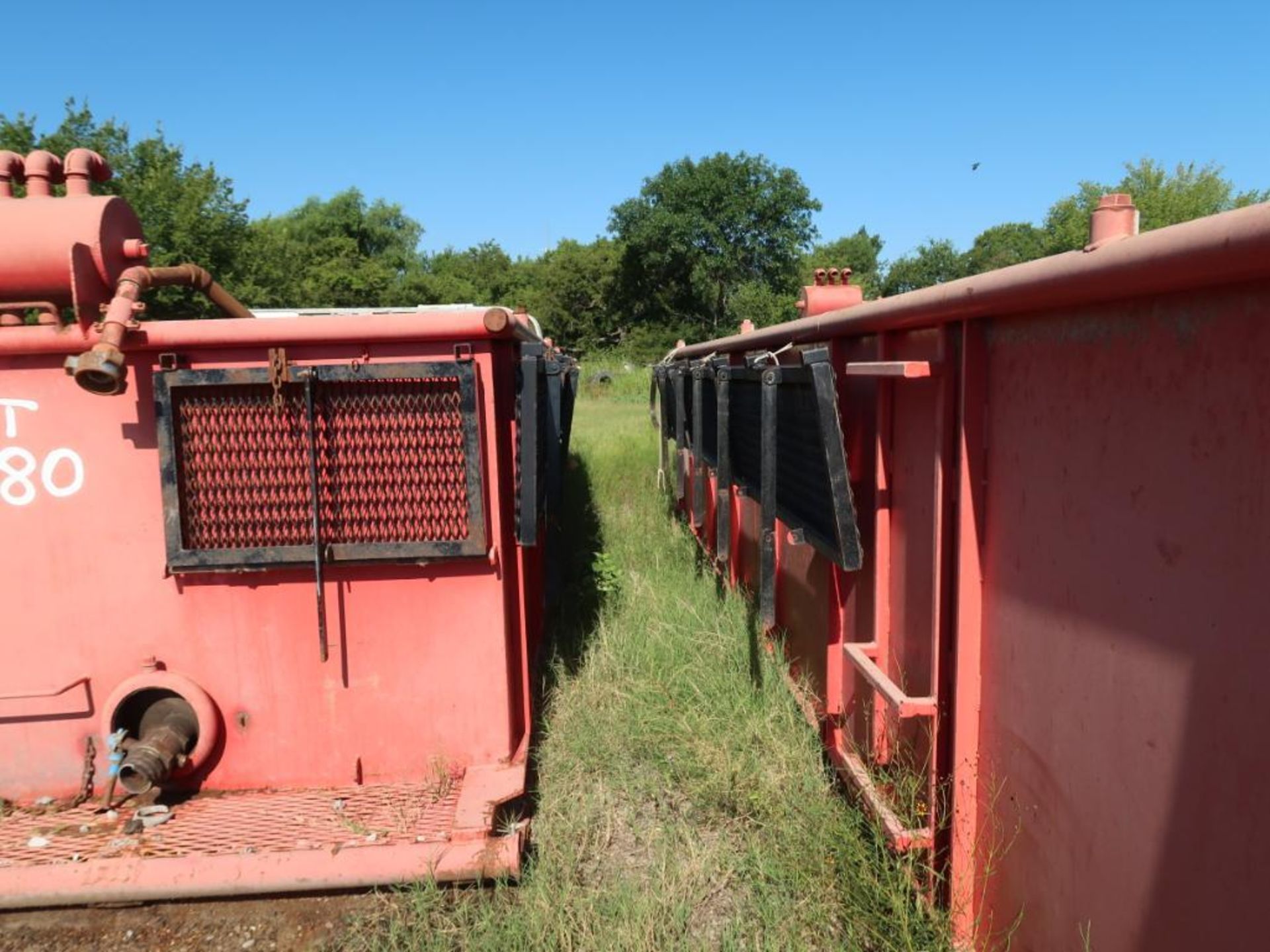 LOT: (2) Mud Pit Tanks (LOCATED IN ARDMORE, OK.) - Image 2 of 4