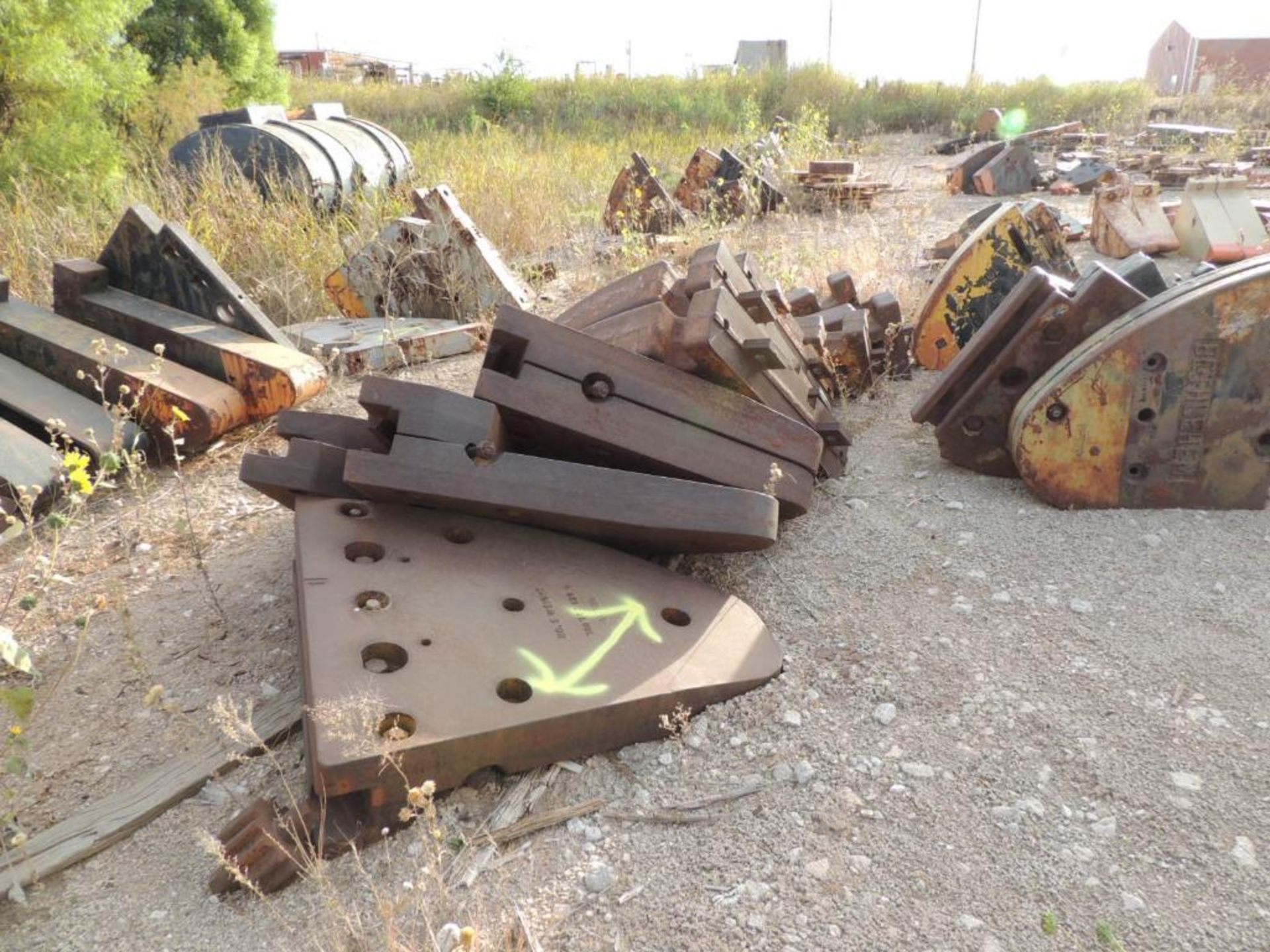 LOT: Large Assortment Counter Weights (Located Lower Yard)(LOCATED IN HENNESSEY, OK) - Image 13 of 20