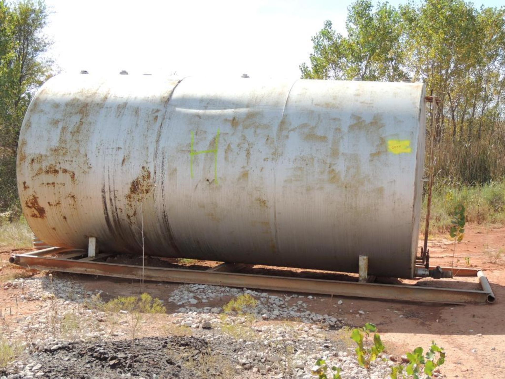 8 Ft. x 16 Ft. Skidded Horizontal Steel Tank (Located Lower Yard)(LOCATED IN HENNESSEY, OK)