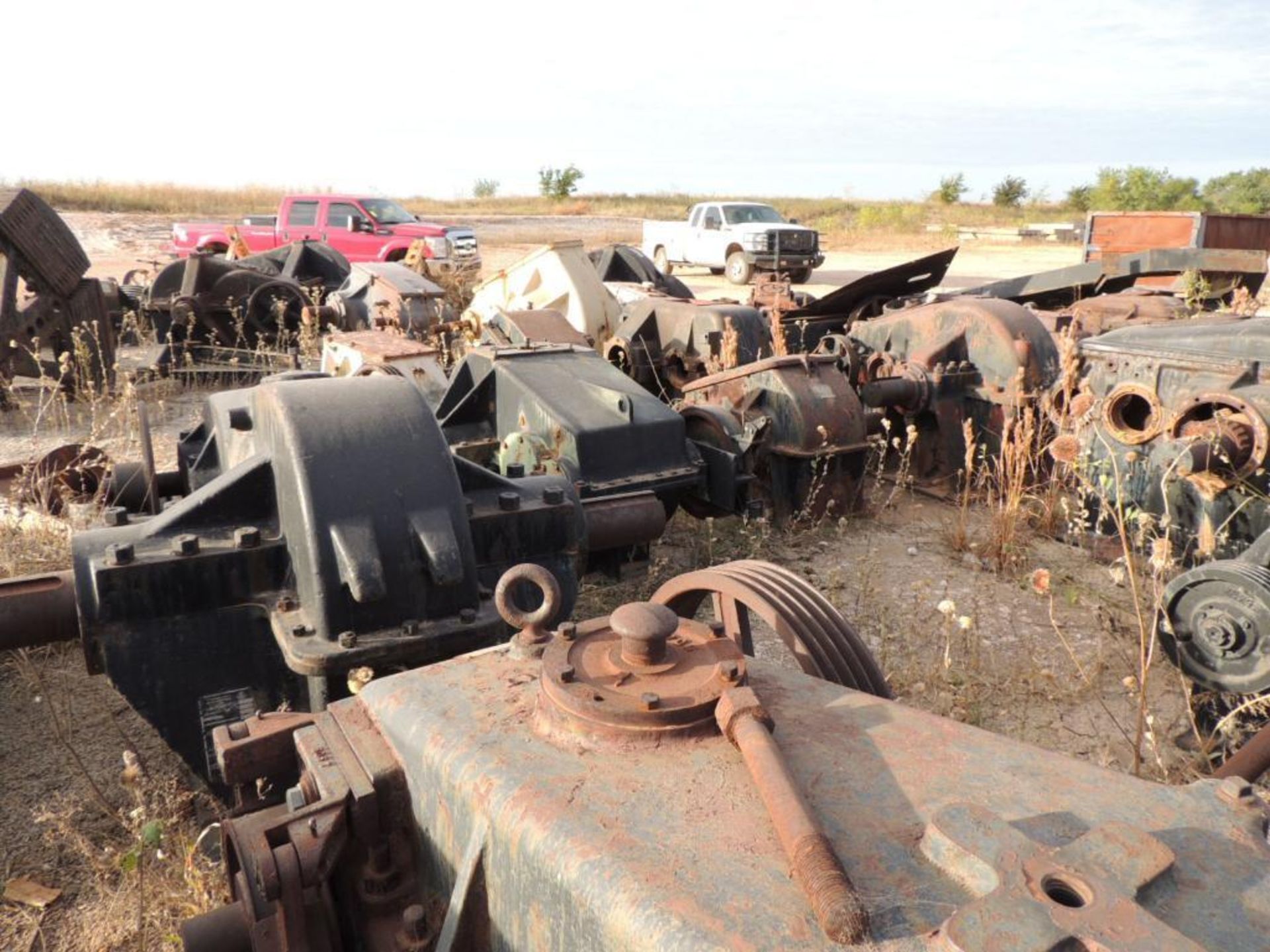 LOT: Large Assortment Pump Jack Gear Boxes (Located Lower Yard)(LOCATED IN HENNESSEY, OK) - Image 22 of 22