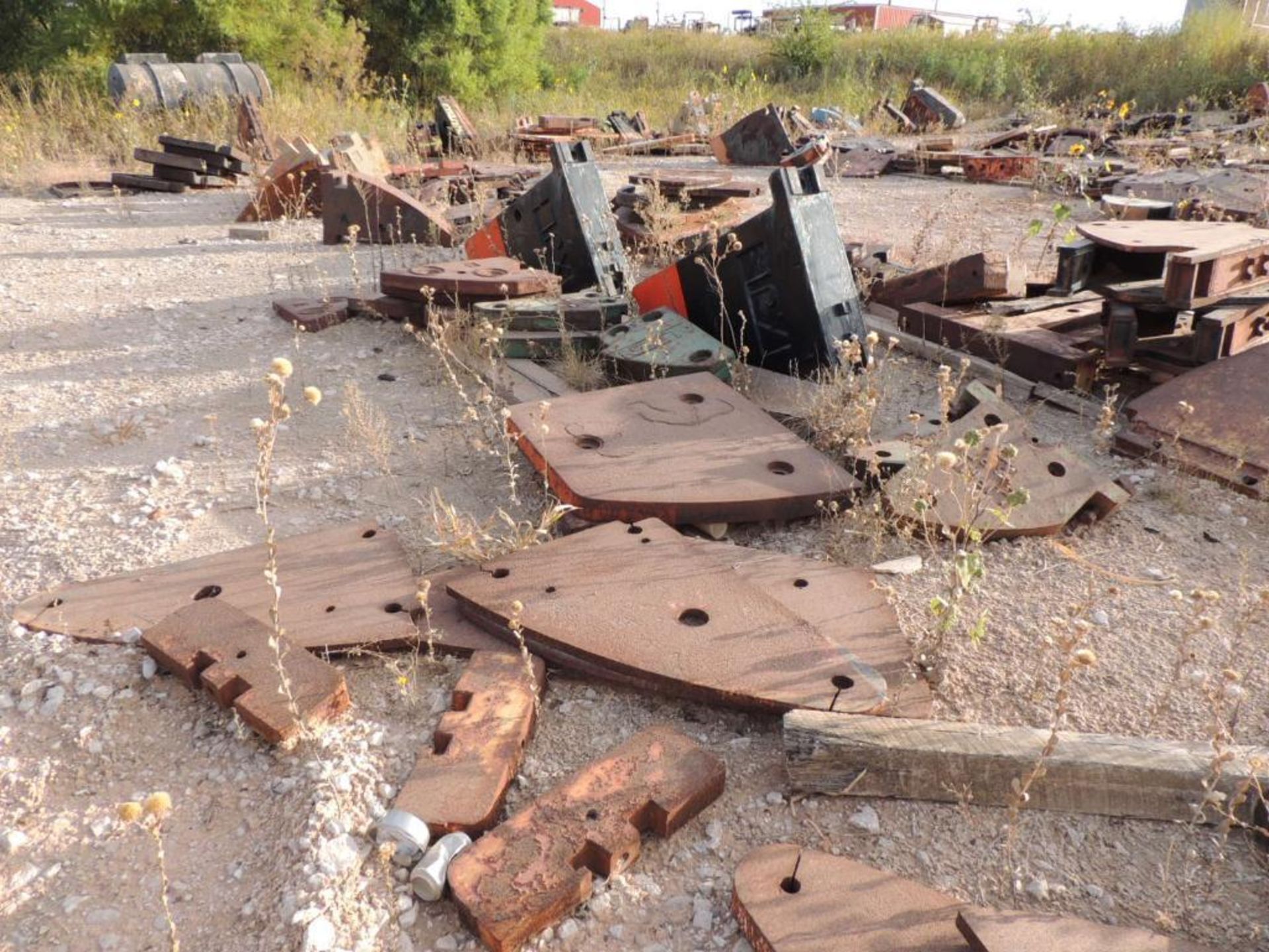 LOT: Large Assortment Counter Weights (Located Lower Yard)(LOCATED IN HENNESSEY, OK) - Image 7 of 20