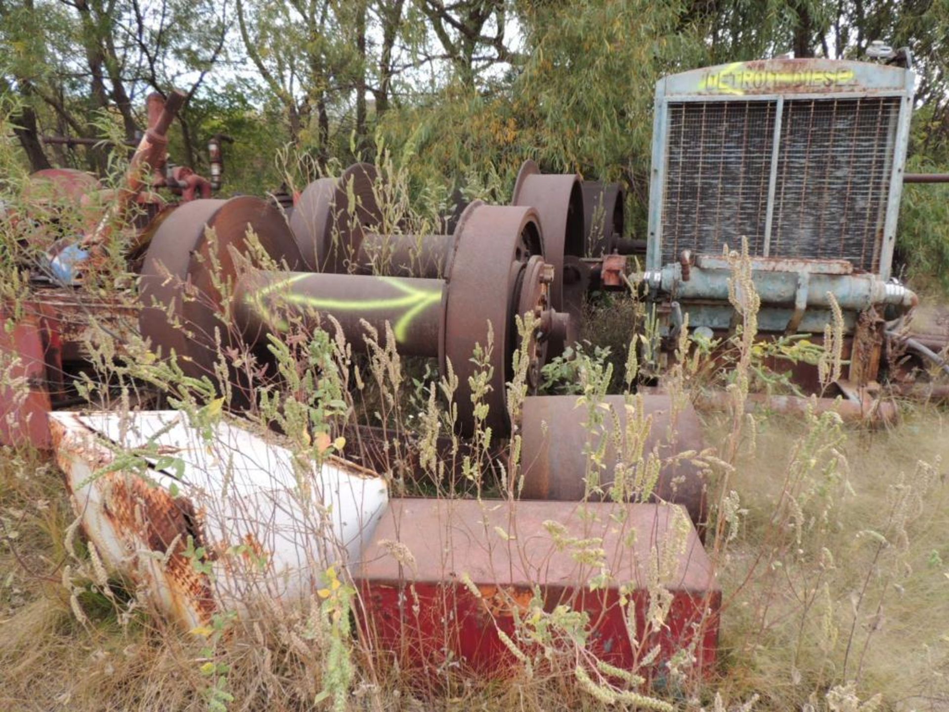 LOT: Assorted Used equipment, Pumps, Engines, Drawworks, Pipe, Drilling Platform, Scrap (Located Low - Image 25 of 32