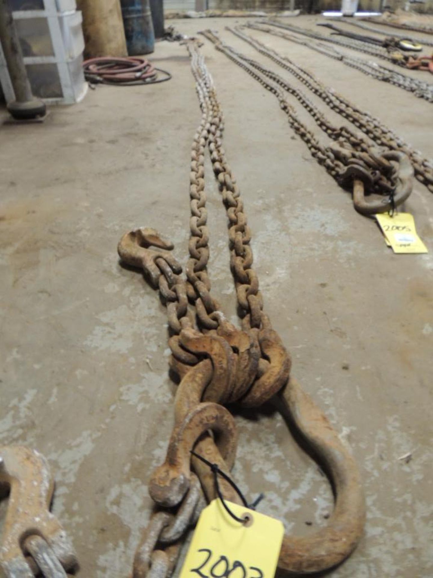 Chain Sling, 5/8 In. x 15 Ft. 2 Leg Adjustable (Located Cowboy Bldg)(LOCATED IN HENNESSEY, OK)