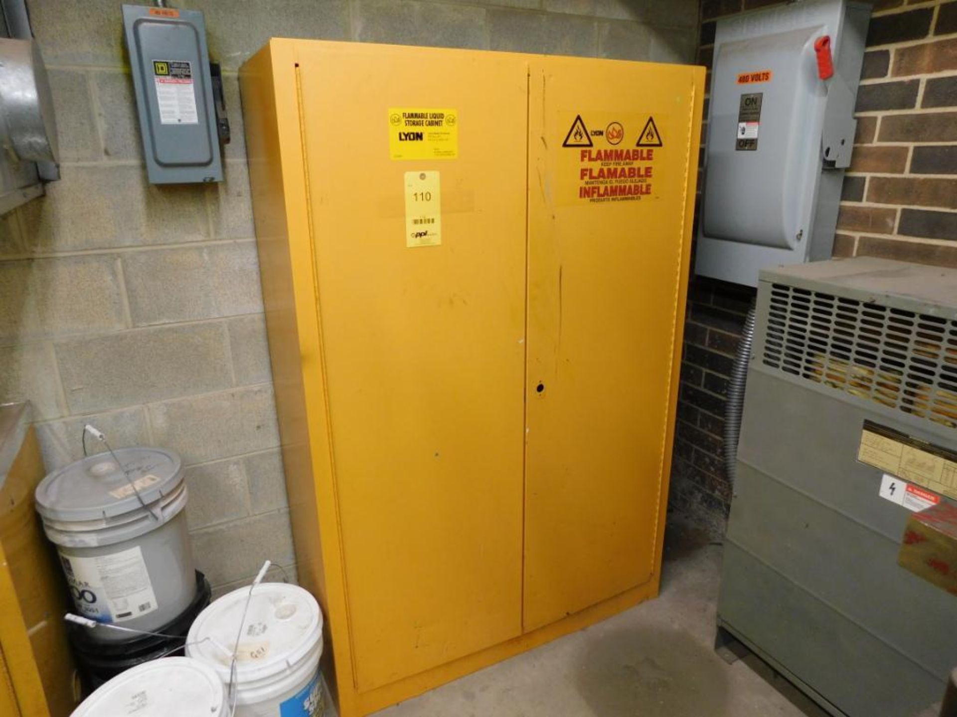 LOT: 45 Gallon Flammable Liquid Storage Cabinet, with Contents