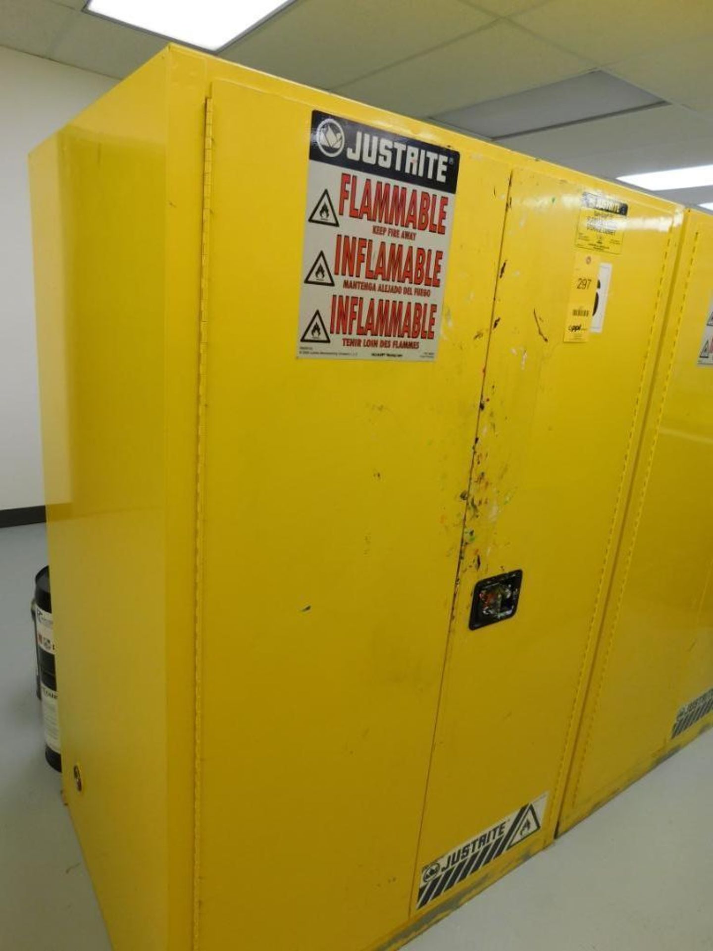 90 Gallon Flammable Liquid Storage Cabinet - Image 2 of 2