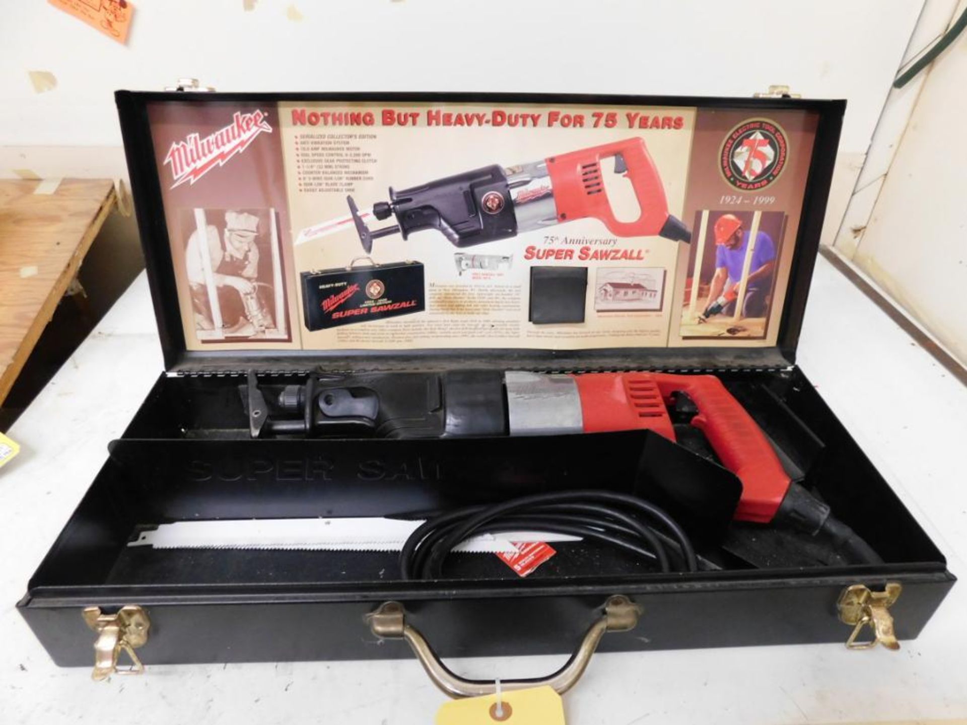 Milwaukee Heavy Duty Super Sawzall Model 1924-999 Limited Edition, Collectors Edition 046719 (LOCATE