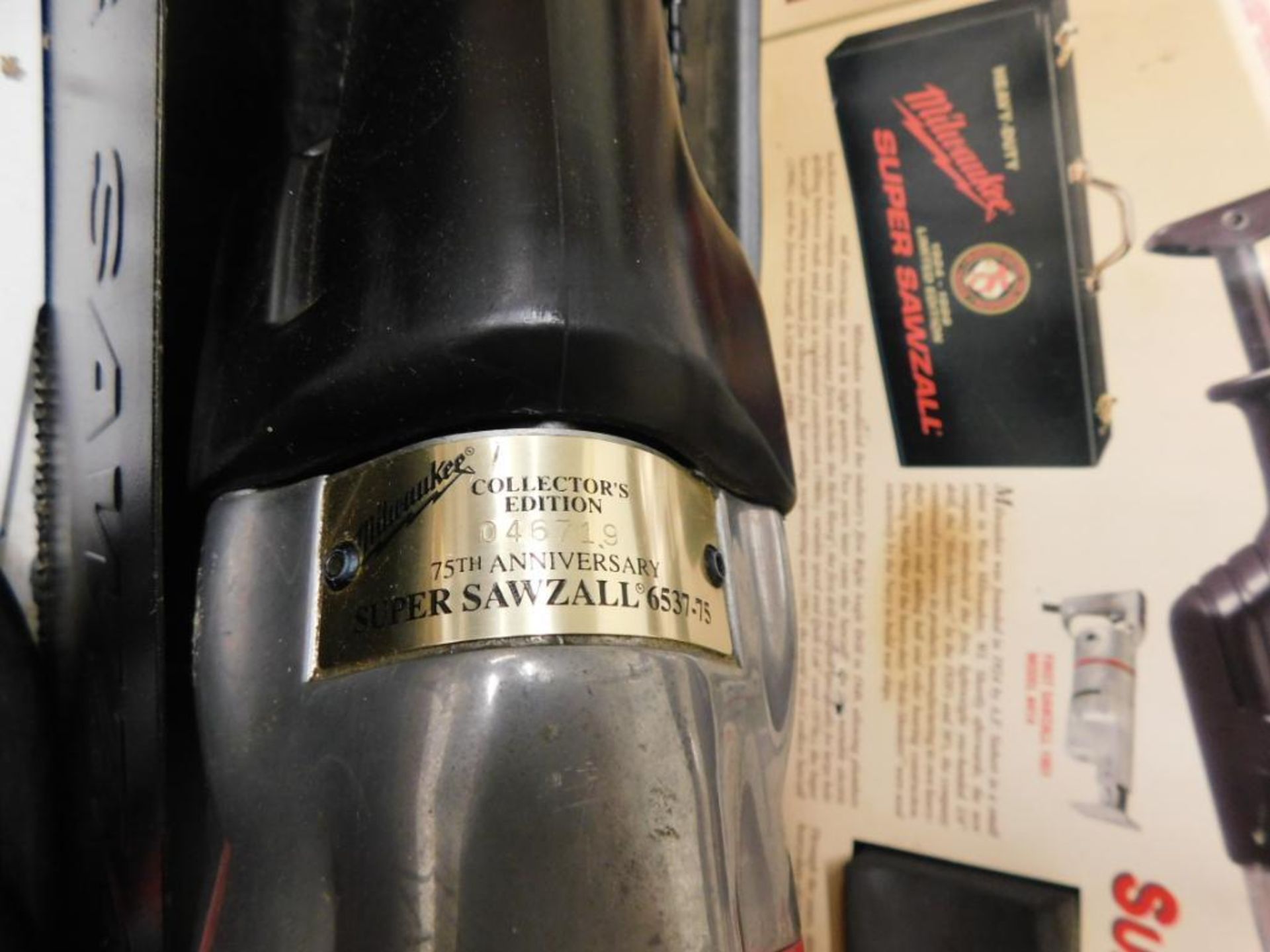 Milwaukee Heavy Duty Super Sawzall Model 1924-999 Limited Edition, Collectors Edition 046719 (LOCATE - Image 3 of 3