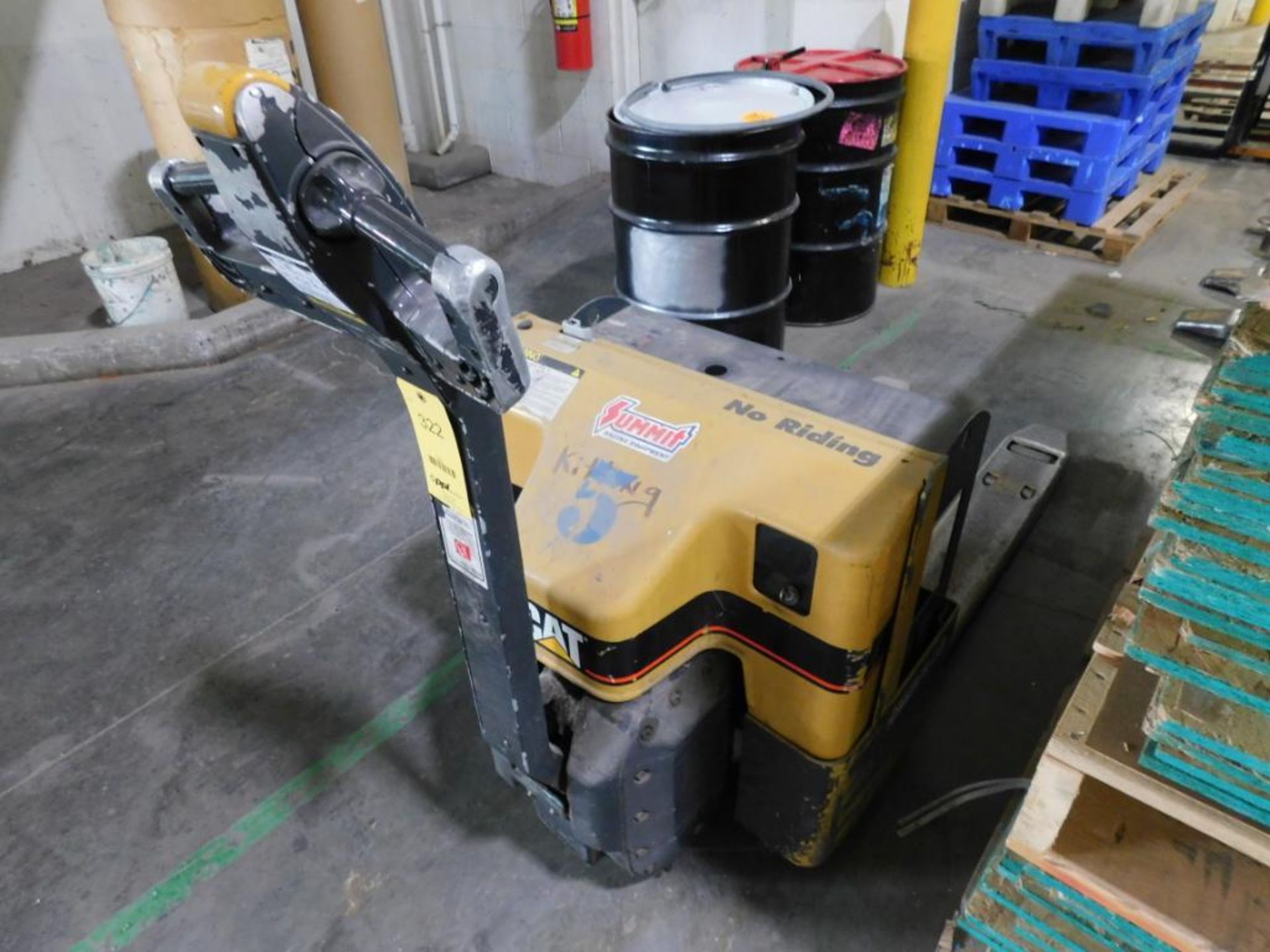 Caterpillar Electric Pallet Jack Model NPH40, S/N 2CL05414 (no battery) (LOCATED IN MINNEAPOLIS, MN. - Image 2 of 2