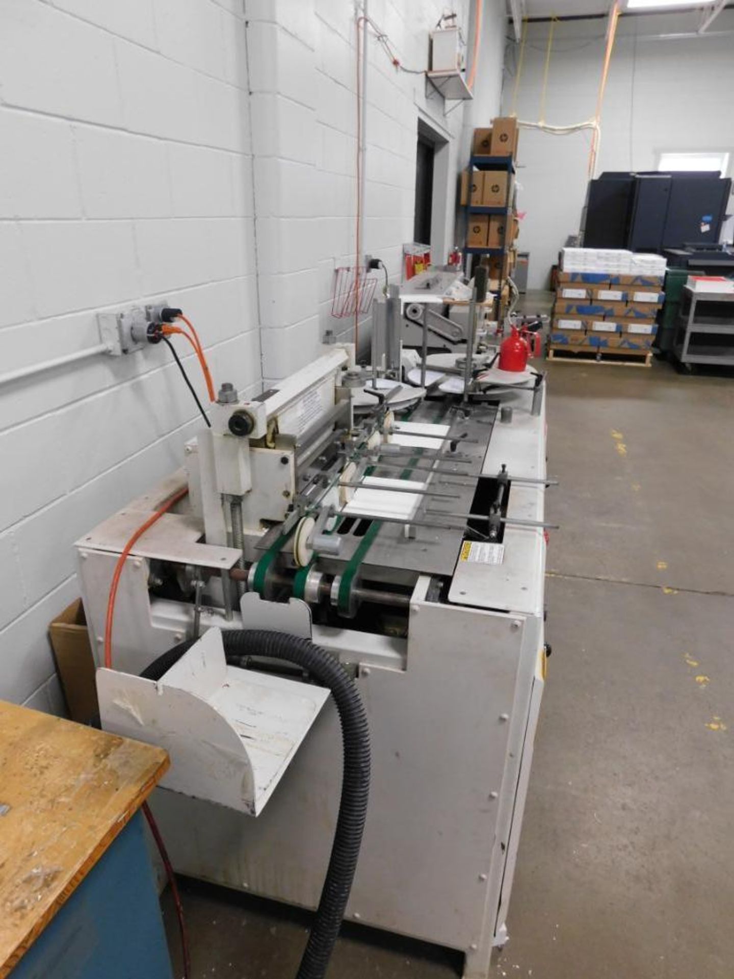 GBC Sickinger Universal Speed Punch Model USP13, S/N 1898-S-0797 (LOCATED IN BLOOMINGTON, MN.) - Image 3 of 4