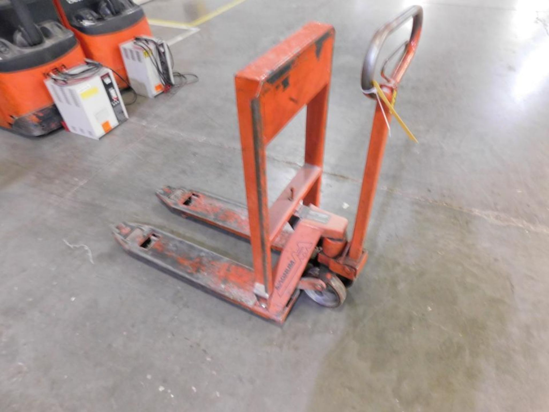 Magnum 5500 lb. Pallet Jack Model 5000 (LOCATED IN MINNEAPOLIS, MN.) - Image 2 of 3