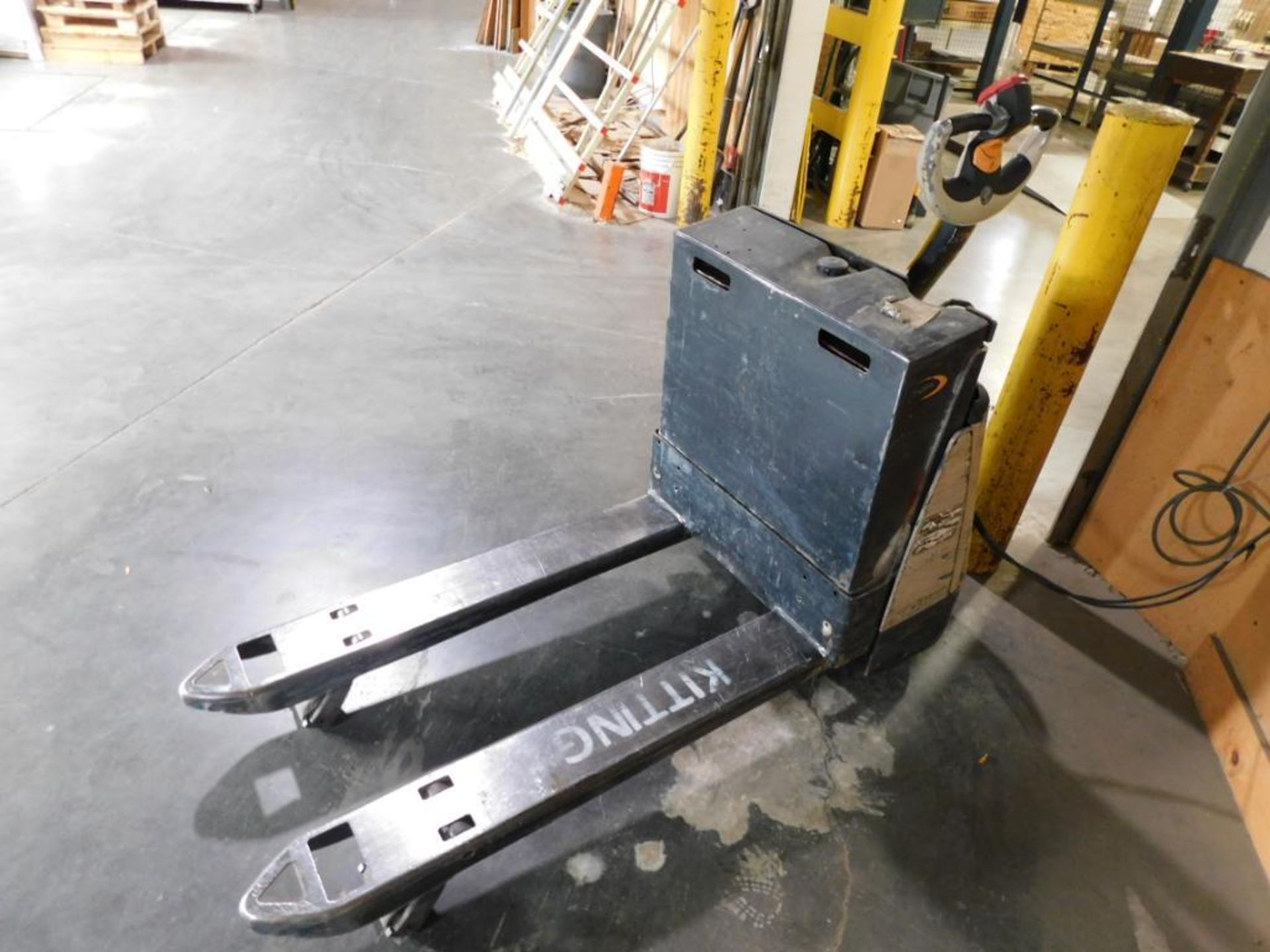Crown 4500 lb. 2300 Series Electric Pallet Jack Model WP2335-45, S/N 5A332911 (LOCATED IN MINNEAPOLI - Image 4 of 4