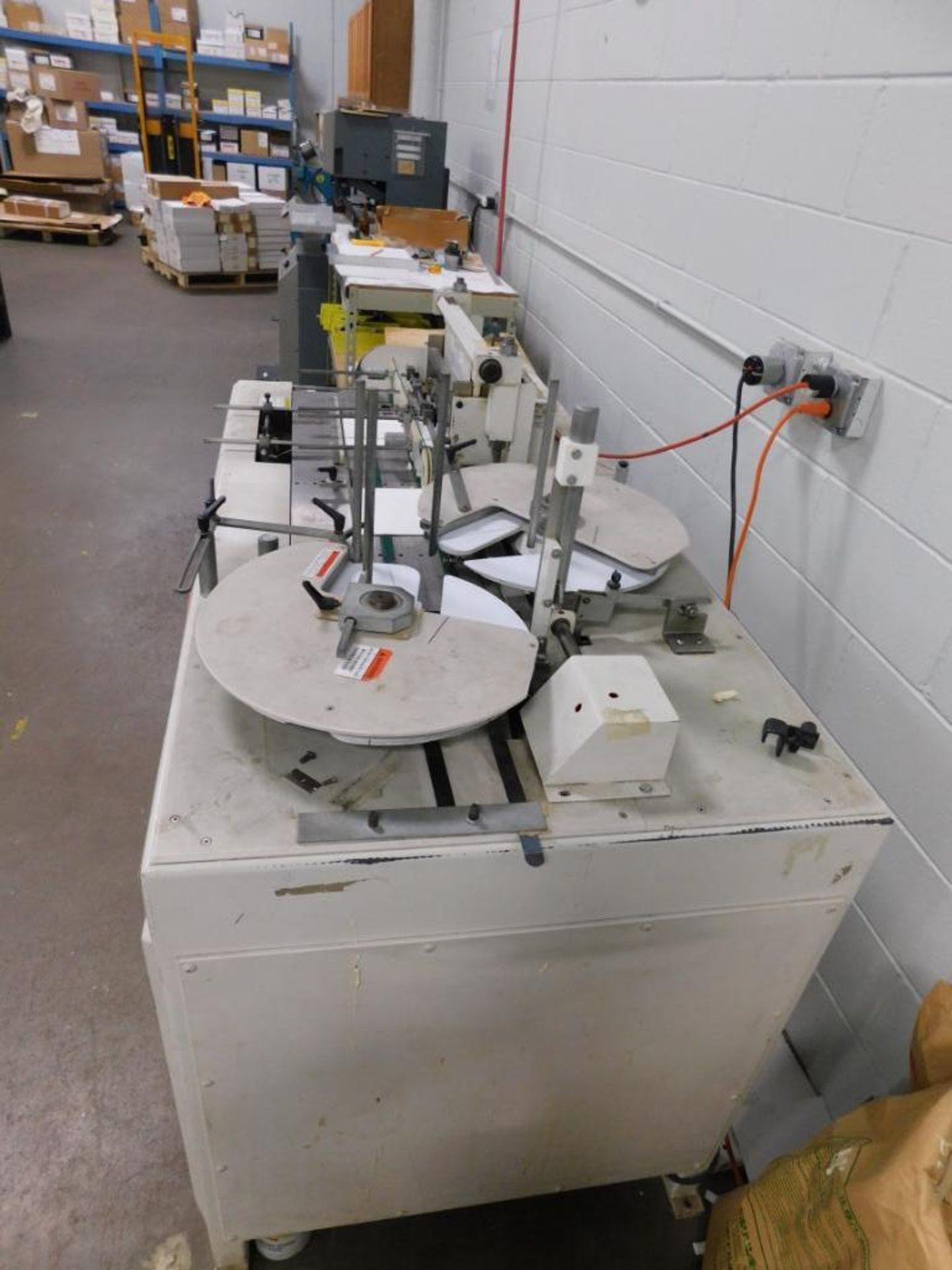 GBC Sickinger Universal Speed Punch Model USP13, S/N 1898-S-0797 (LOCATED IN BLOOMINGTON, MN.) - Image 2 of 4