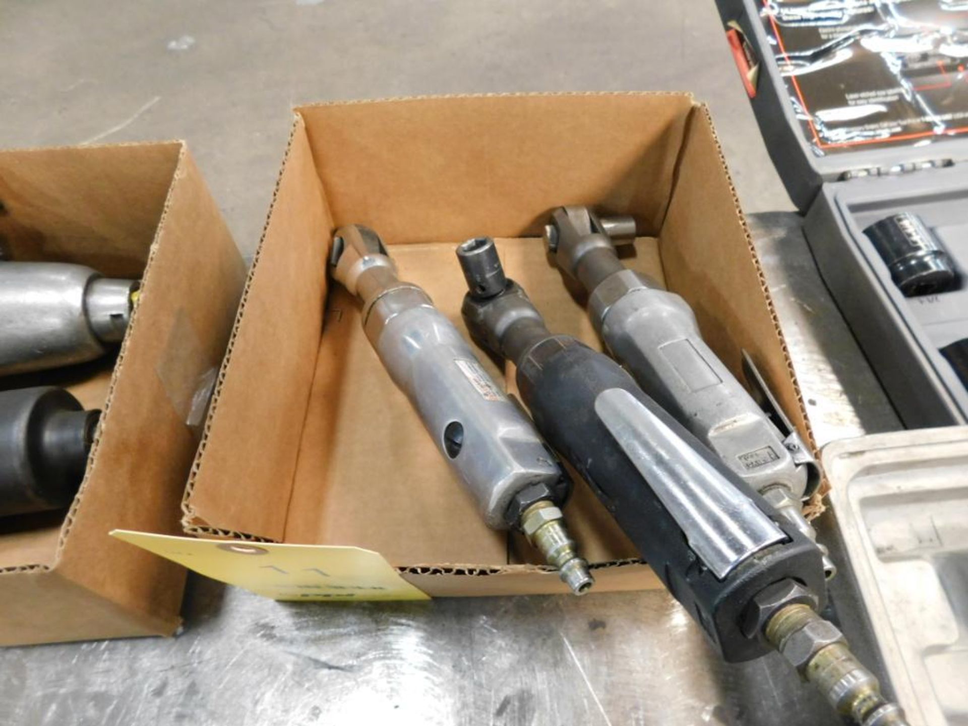 LOT: (3) Pneumatic Ratchet Wrenches