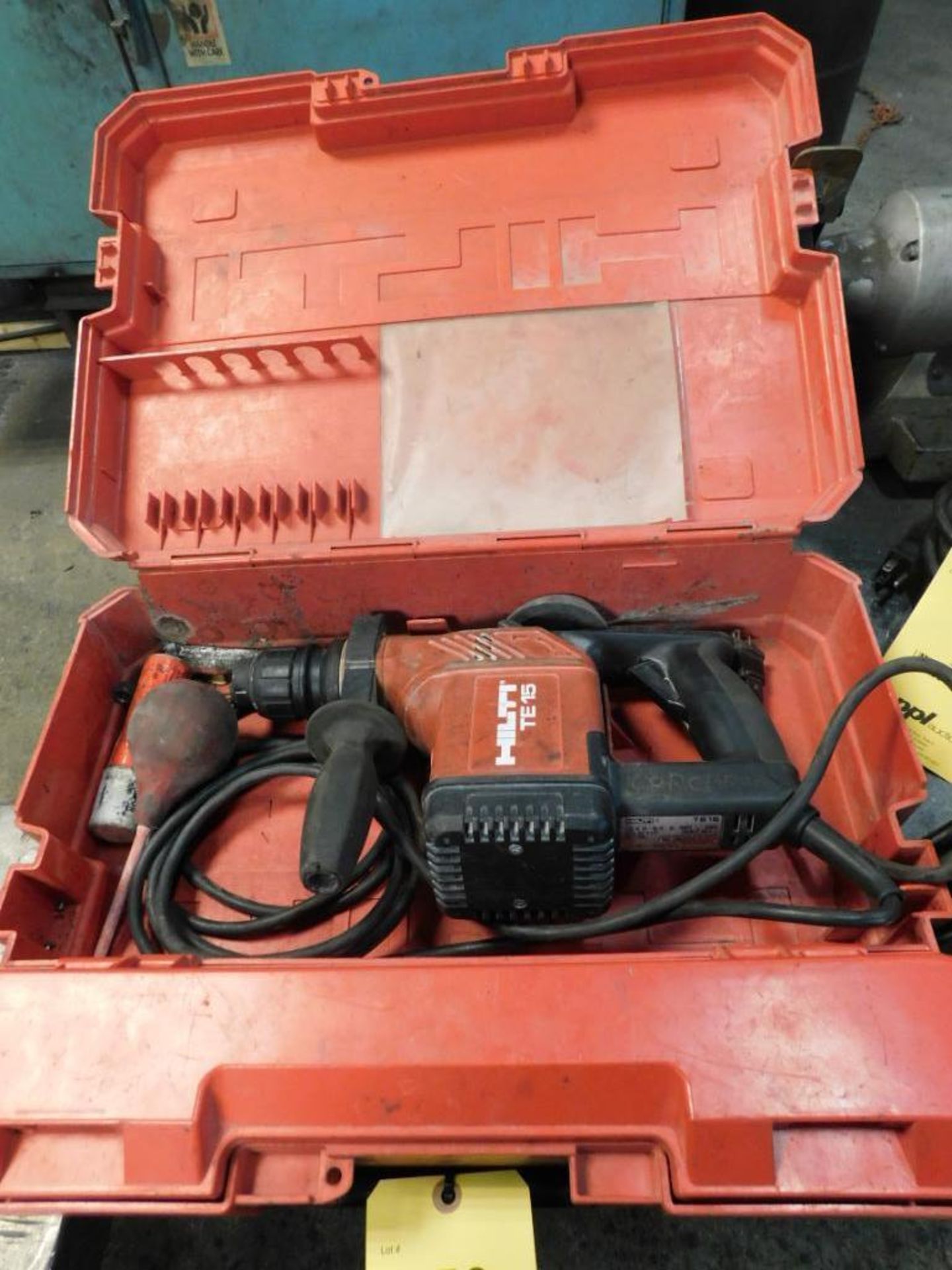 Hilti TE15 Rotary Hammer Drill, with Case