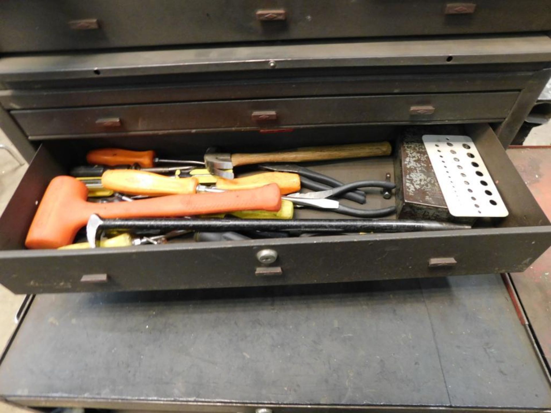LOT: Portable 7-Drawer Tool Chest with Contents of Screw Drivers, Sockets, Wrenches, Hammers, - Image 5 of 5
