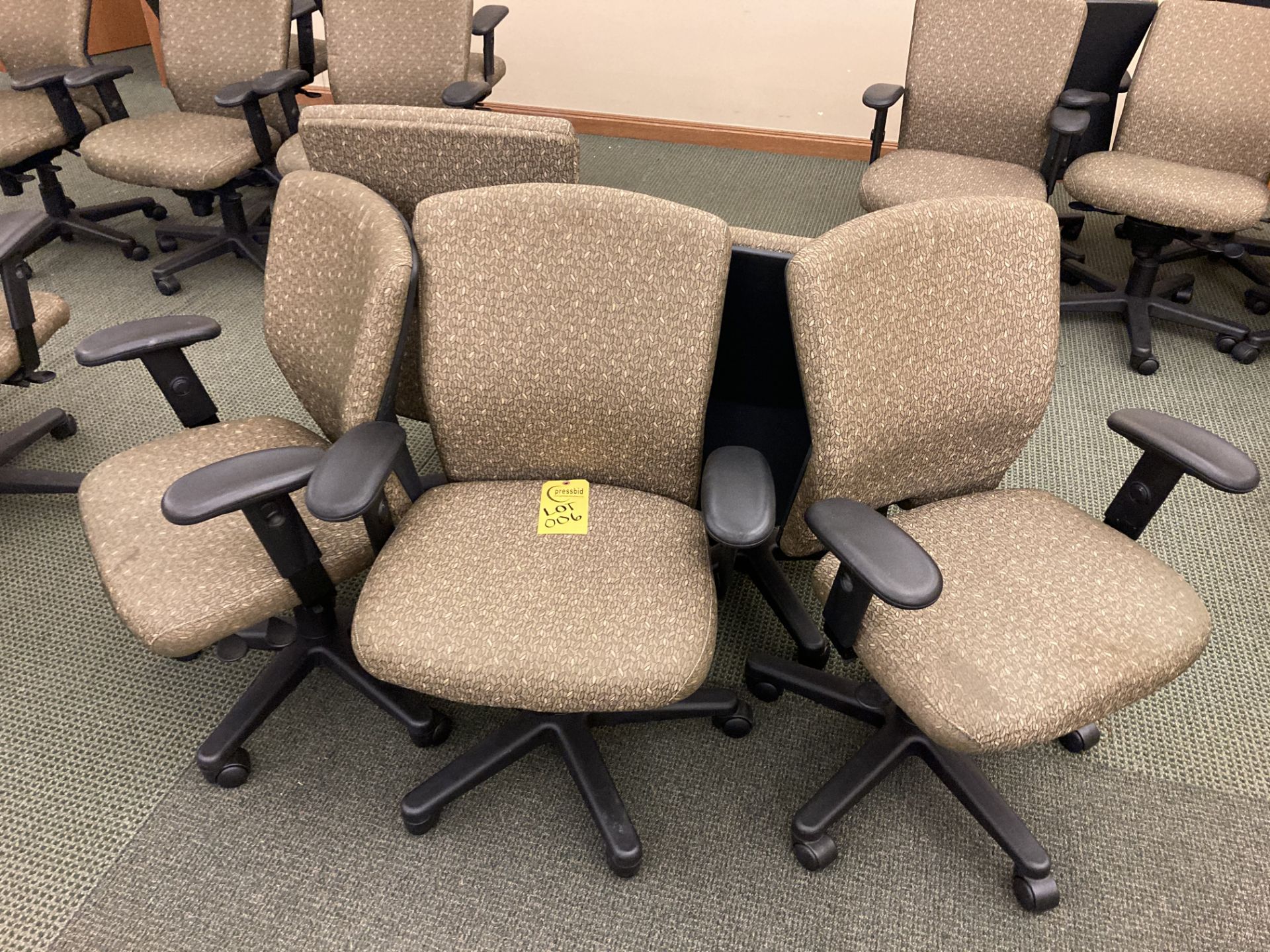 5 office chairs