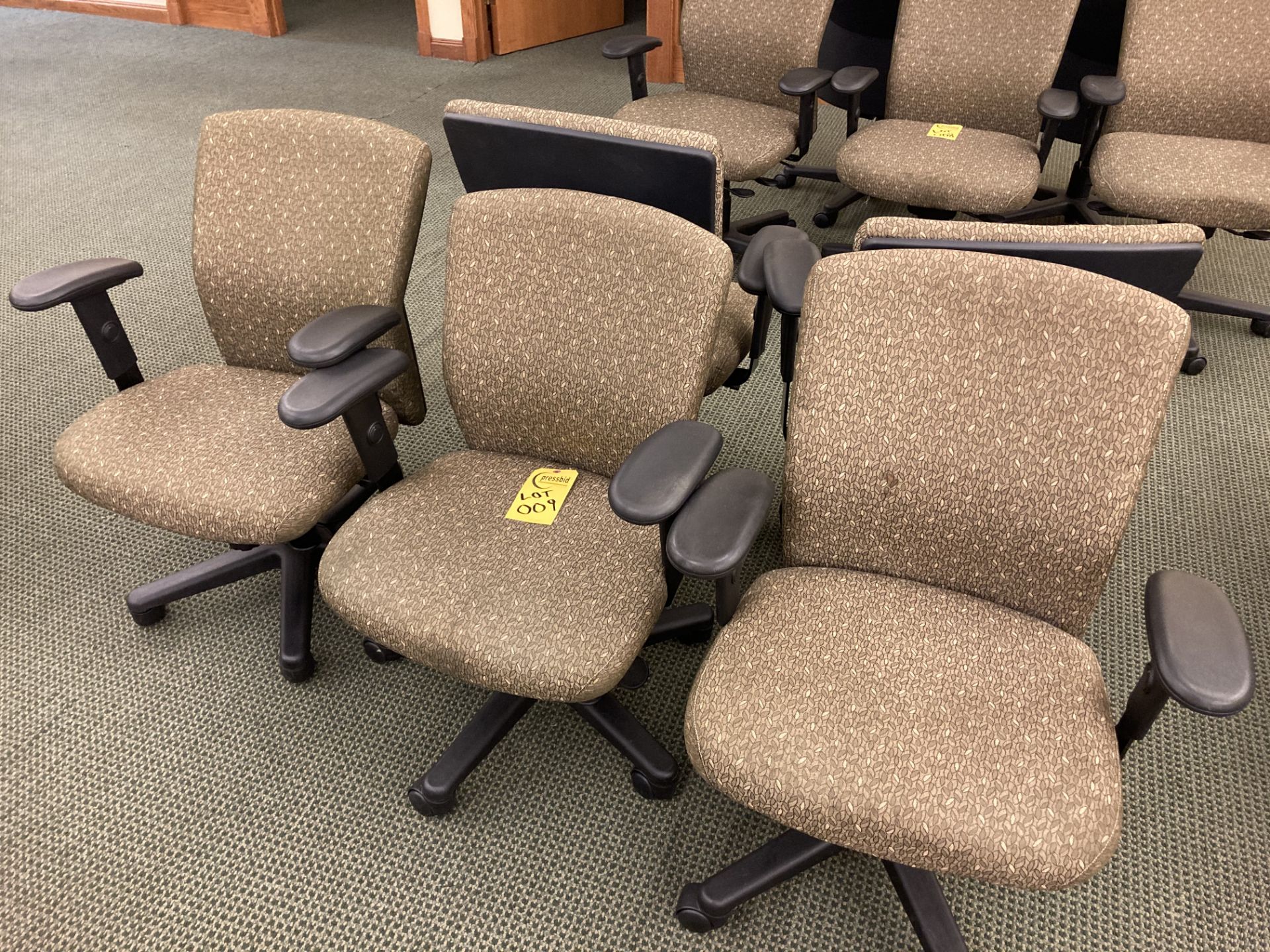 5 office chairs