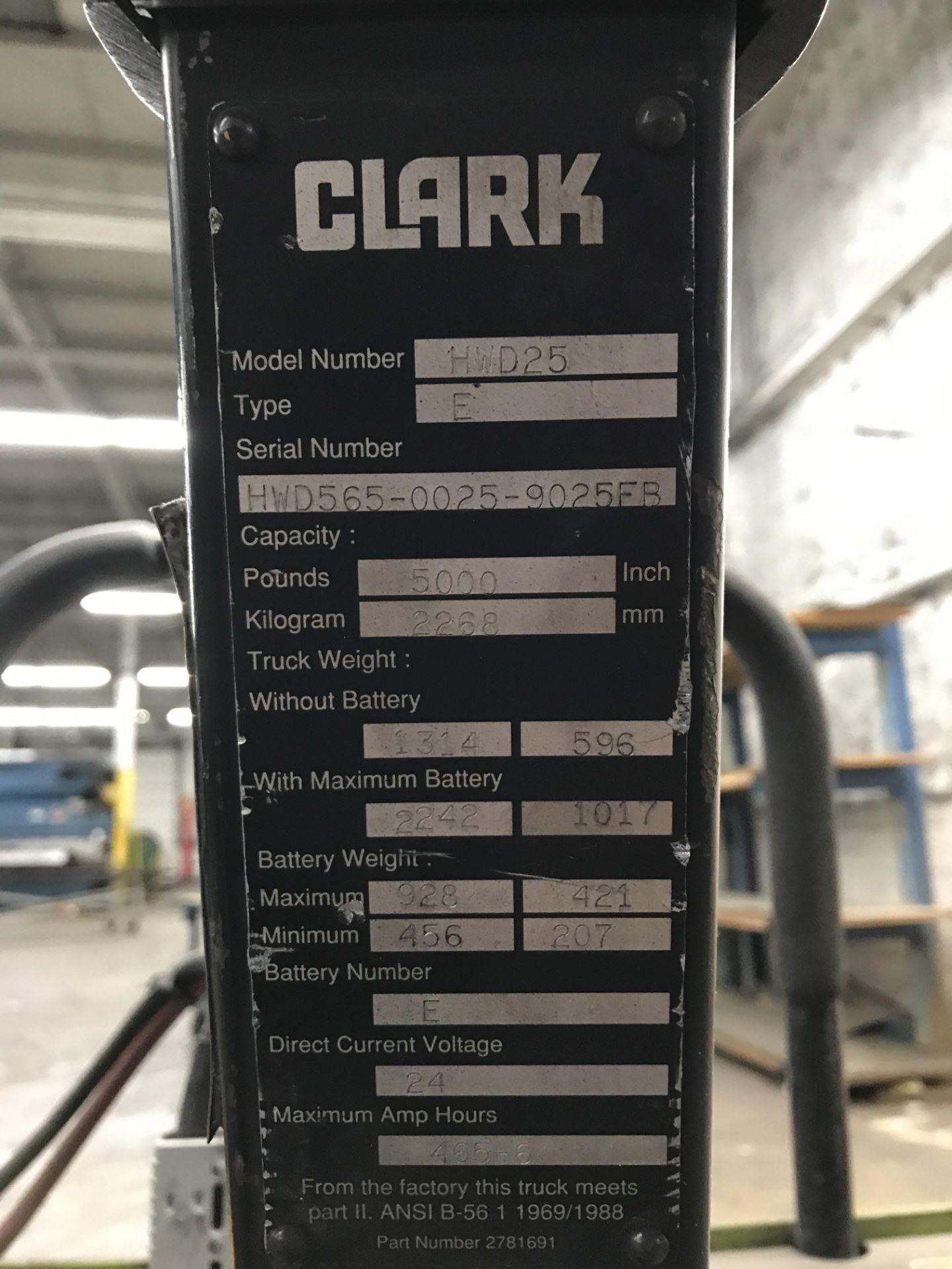 Clark Electric Lift, Model HWD25, 5,000 Lb - Image 2 of 2