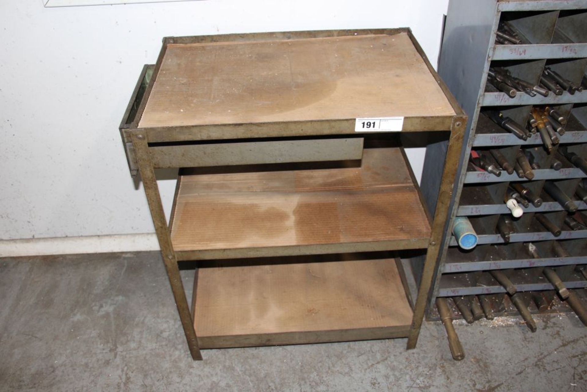 Metal 3-shelf with drawer, 28"x20"x34" high