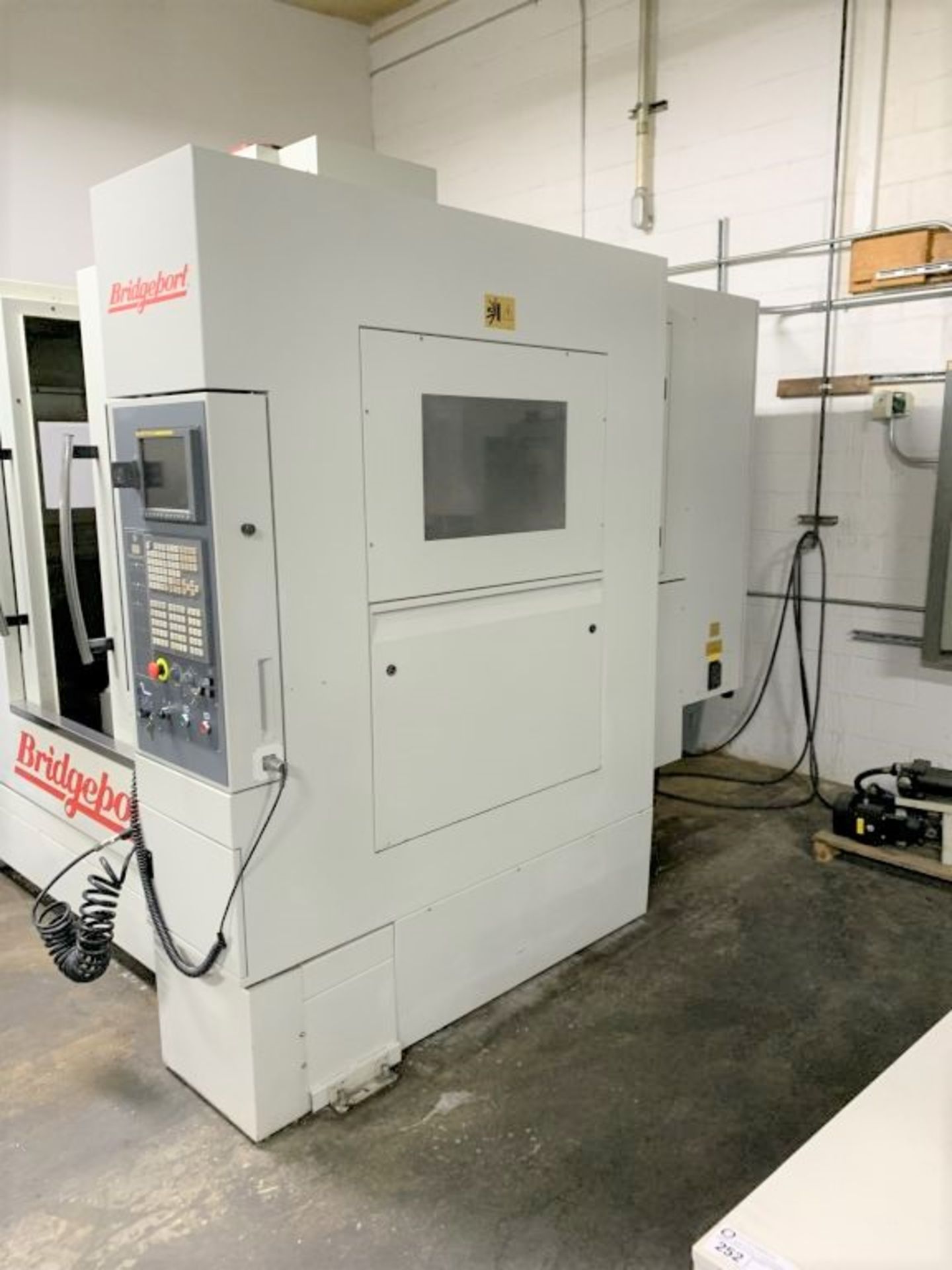 2005 Bridgeport 1000 XP3 vertical machining center, ATC - 30, Fanuc C Series 18i-MB controller, - Image 12 of 16