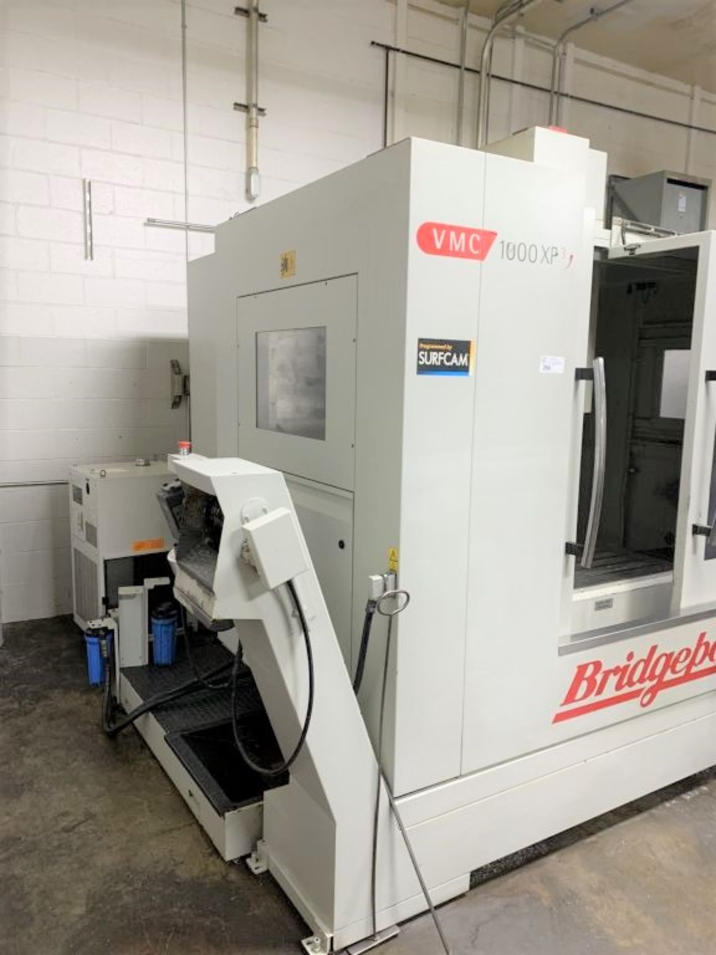 2005 Bridgeport 1000 XP3 vertical machining center, ATC - 30, Fanuc C Series 18i-MB controller, - Image 11 of 16