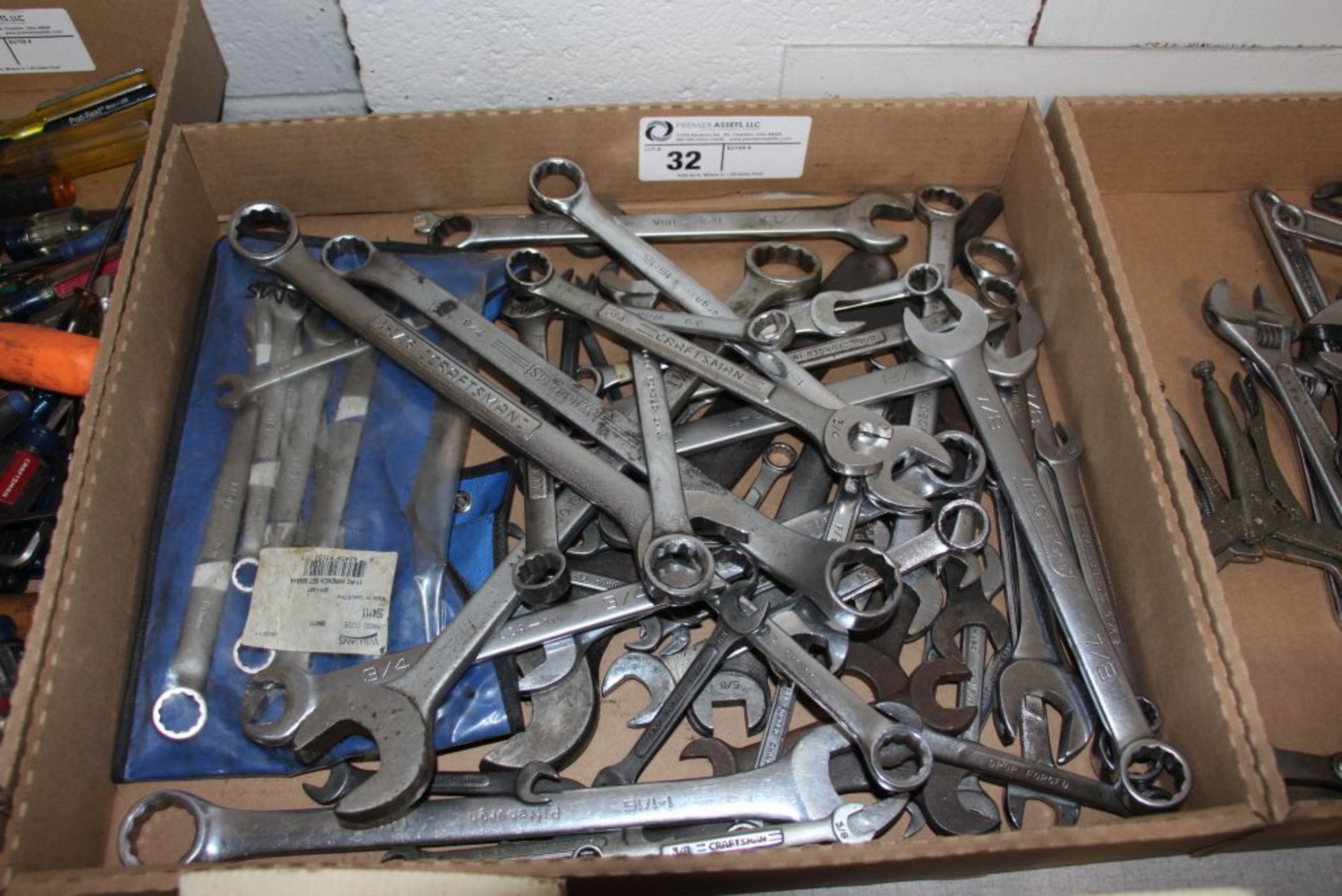 assortment of wrenches, 3/8" - 1 1/16"