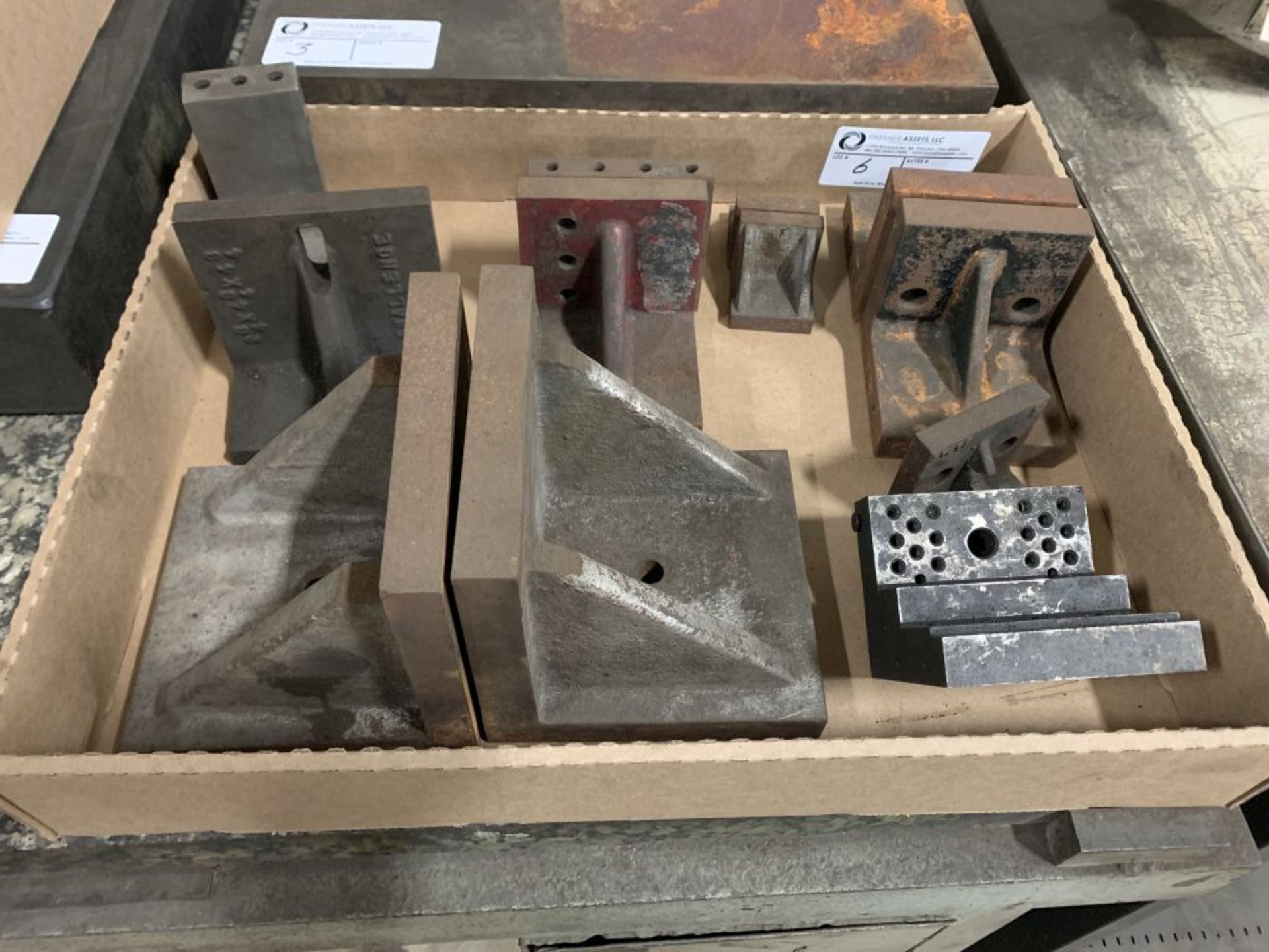 assortment of angle plates