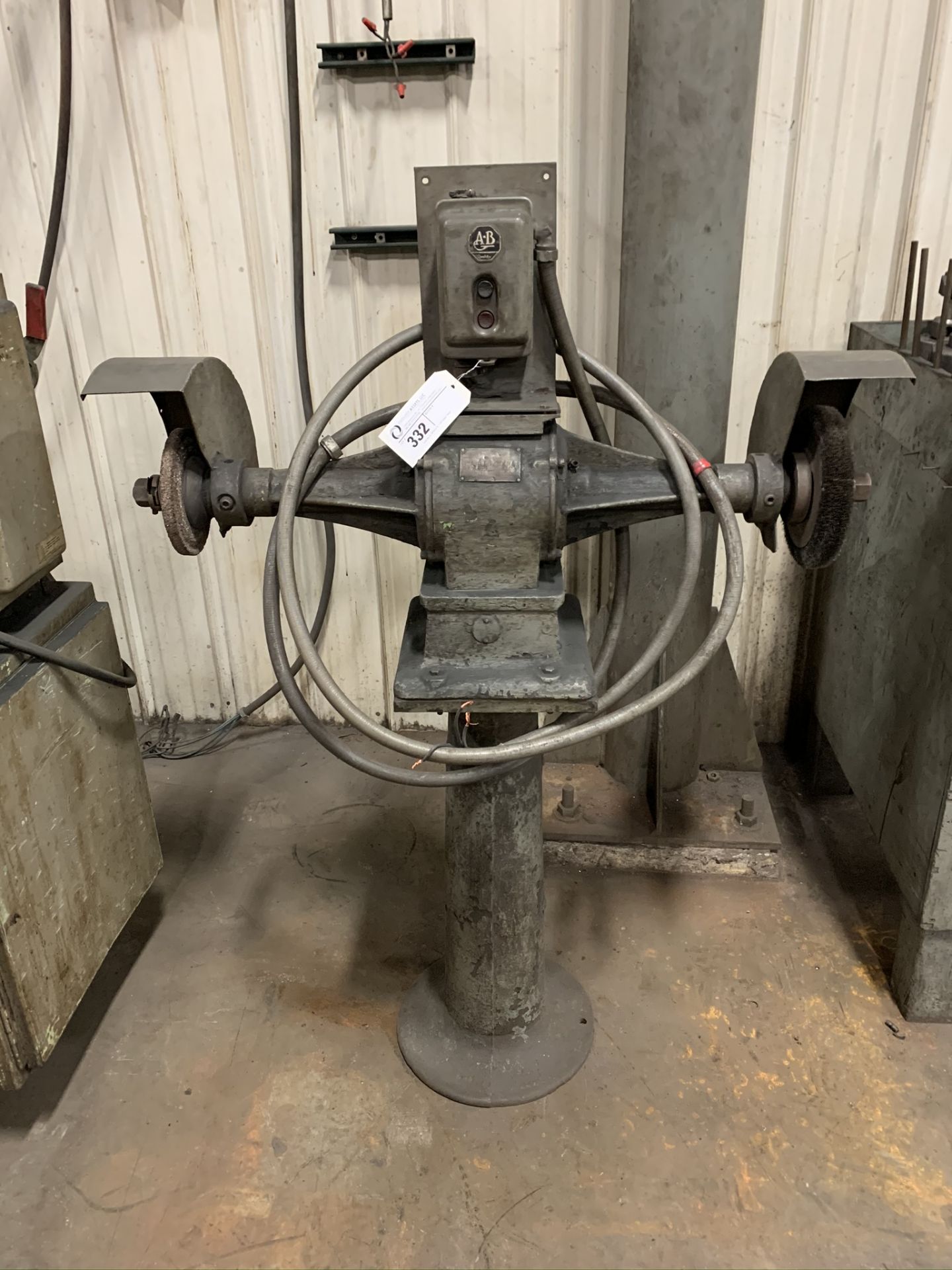 Pedestal Grinder/Buffer