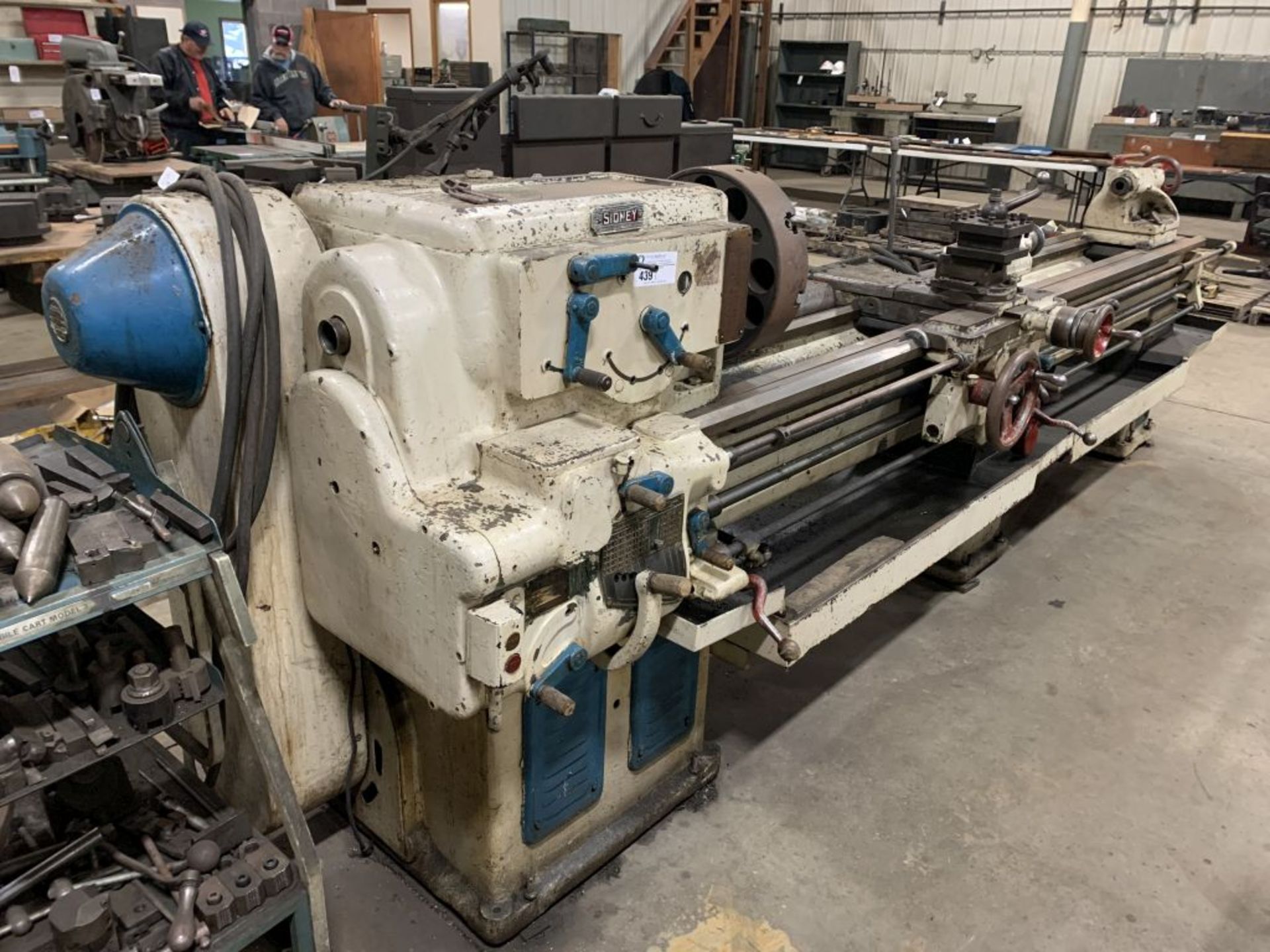 Sidney Engine Lathe, 14" Swing, 8' between Centers