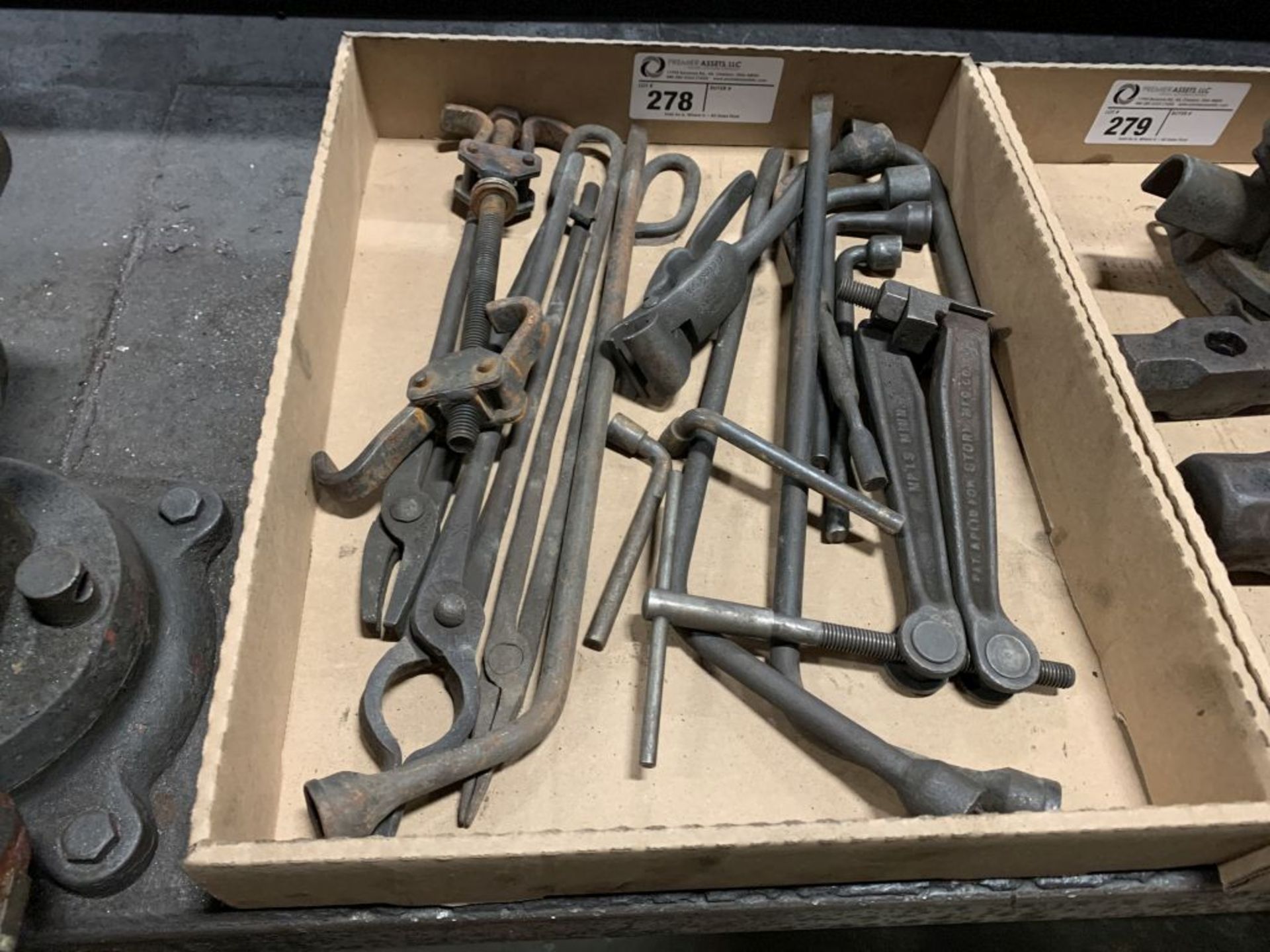 assortment of pliers, thongs and forging misc.