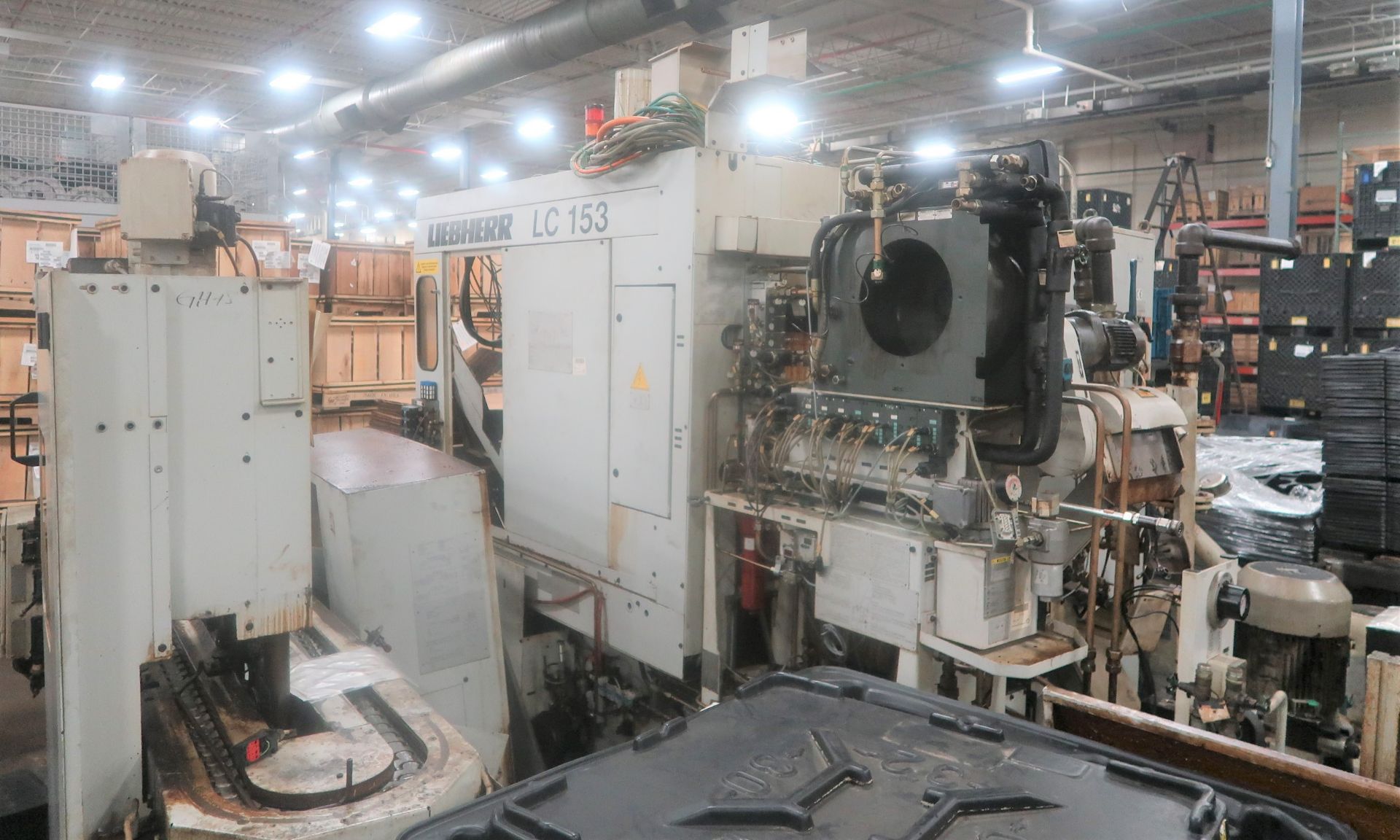 Liebherr LC153 6-Axis CNC Gear Hobber w/Auto Load Table, S/N 0130 (out of service, require Repair)