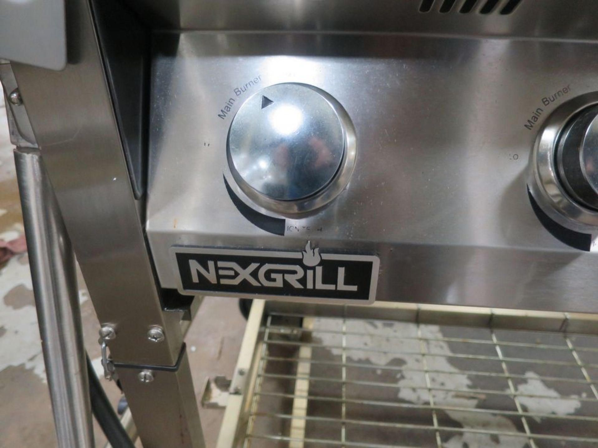 Nextgrill Party Size 8 Burner Bar-B-Que - Image 2 of 3